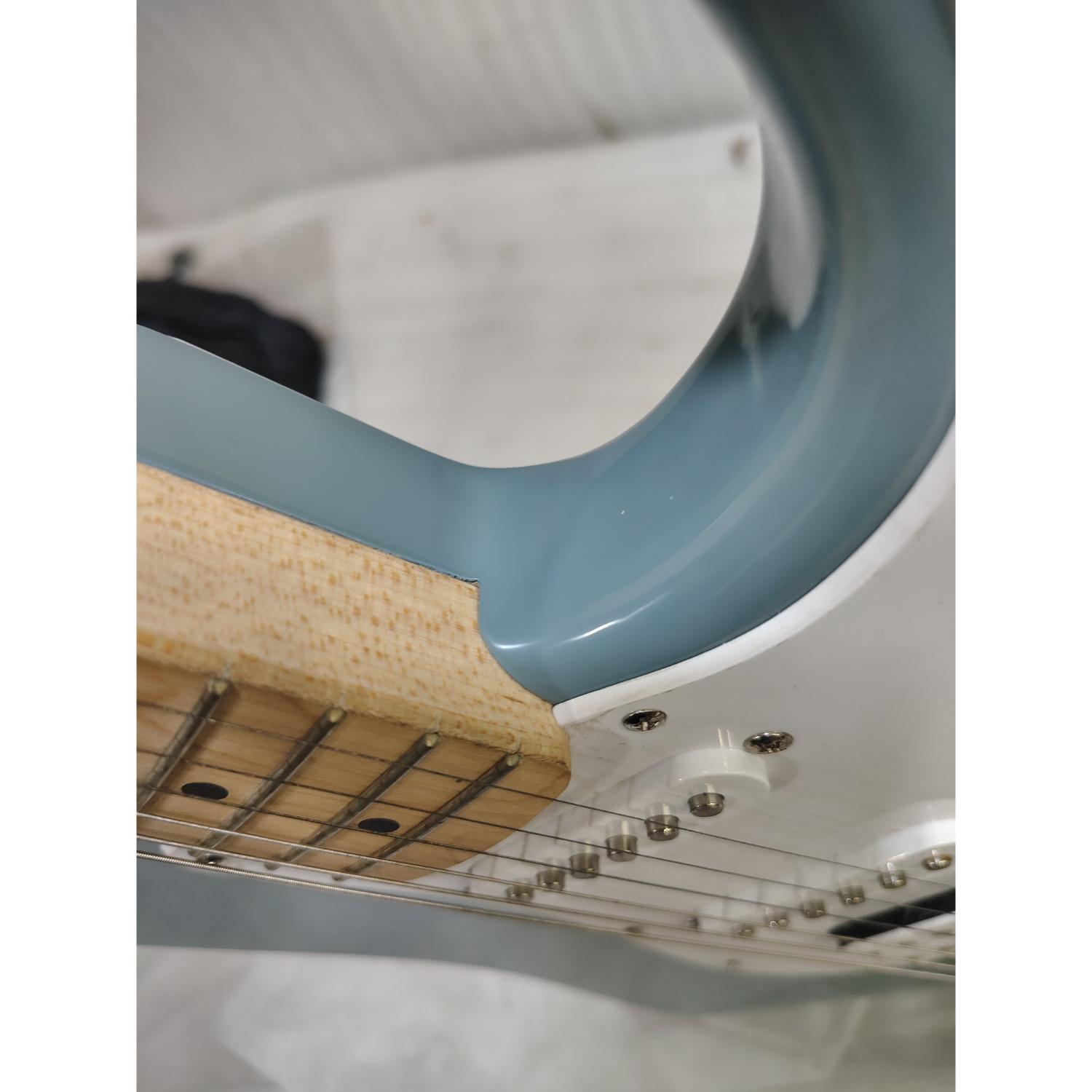 Fender FSR Squier Sonic Stratocaster Electric Guitar - Open Box