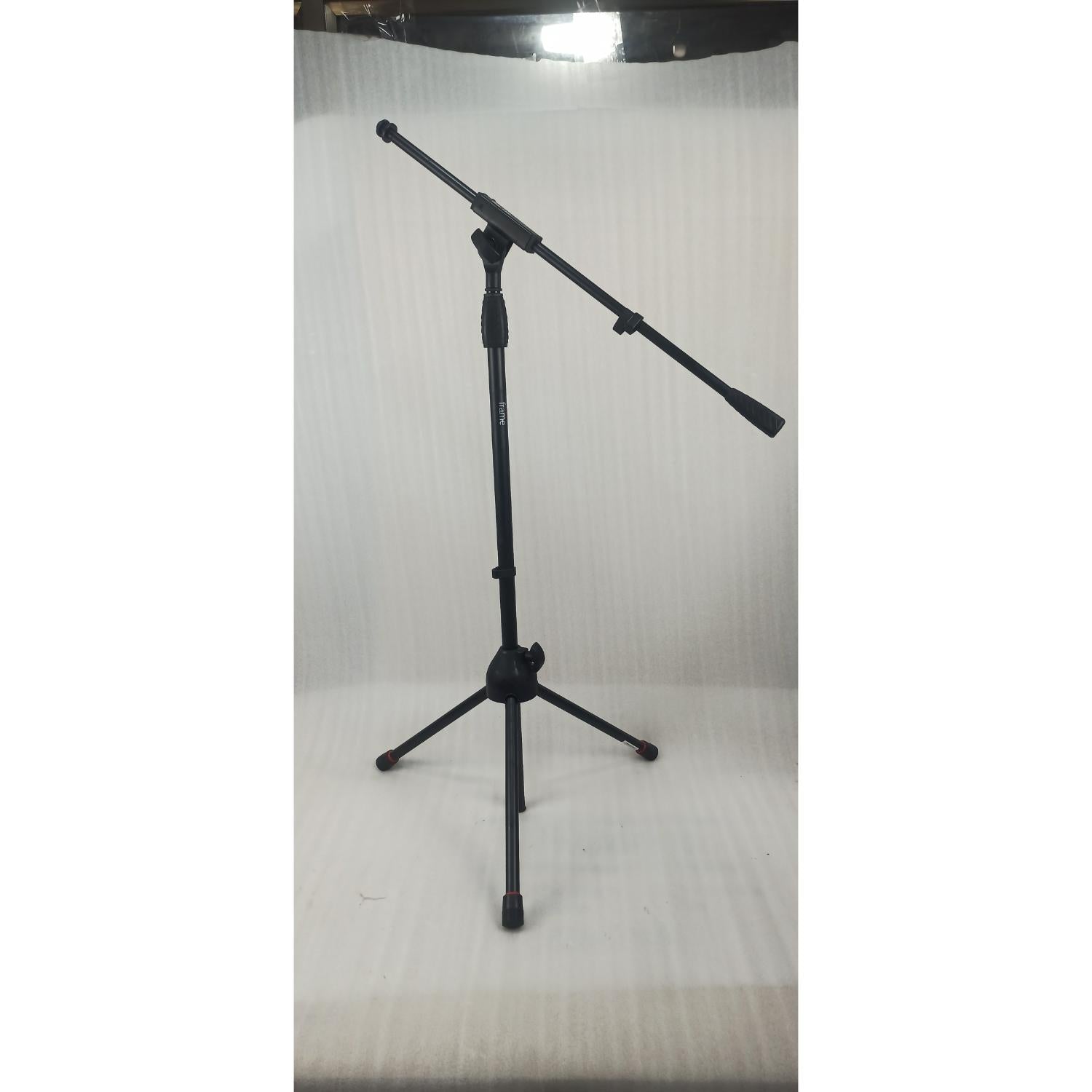 Gator Frameworks GFW-MIC-2010 Tripod Mic Stand with Standard Twist Clutch and Single Section Boom - Open Box B Stock