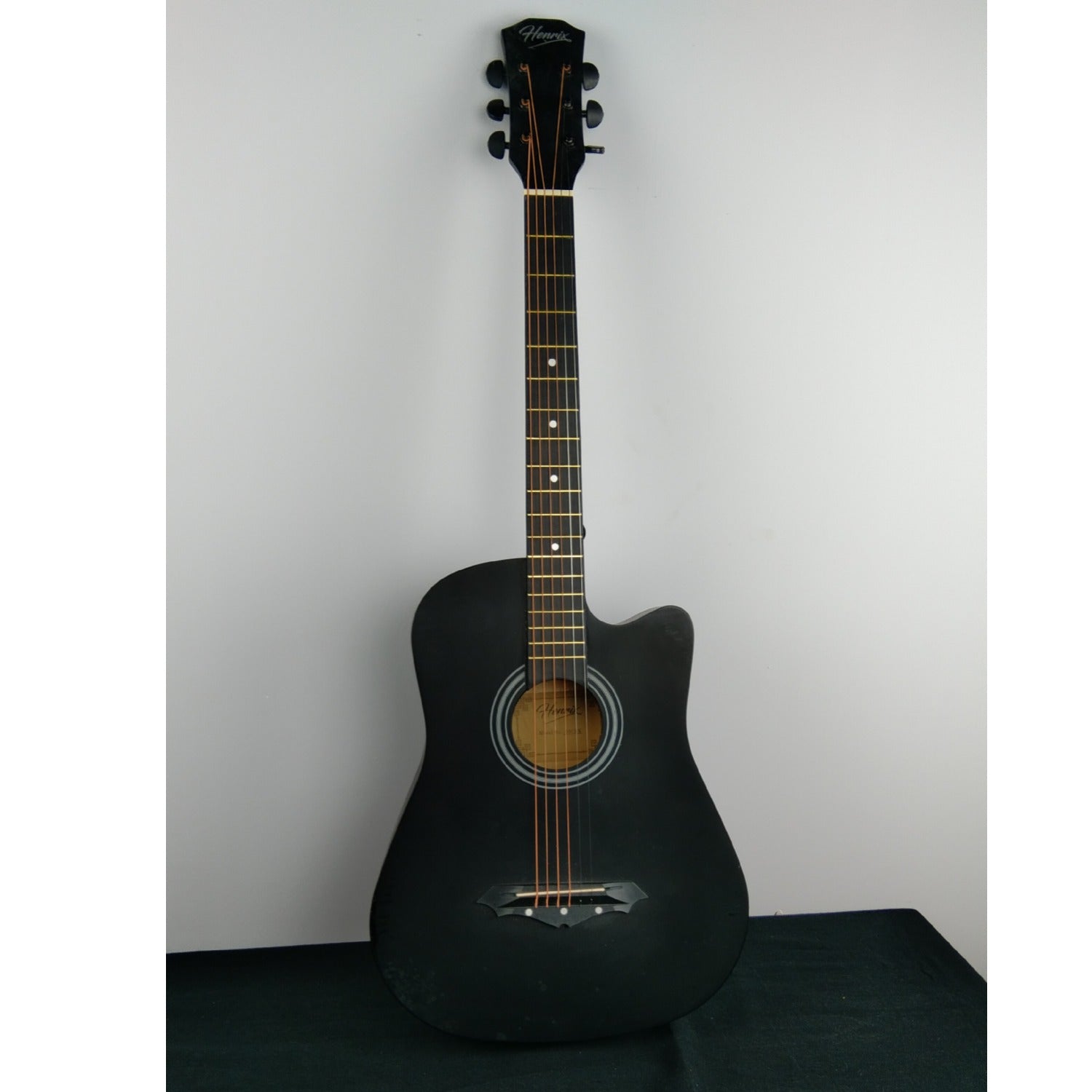 Henrix 38C Cutaway Acoustic Guitar - Black - Open Box B Stock