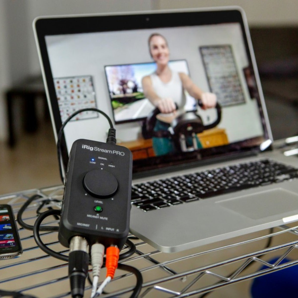 IK Multimedia iRig Stream Pro Streaming Audio Interface