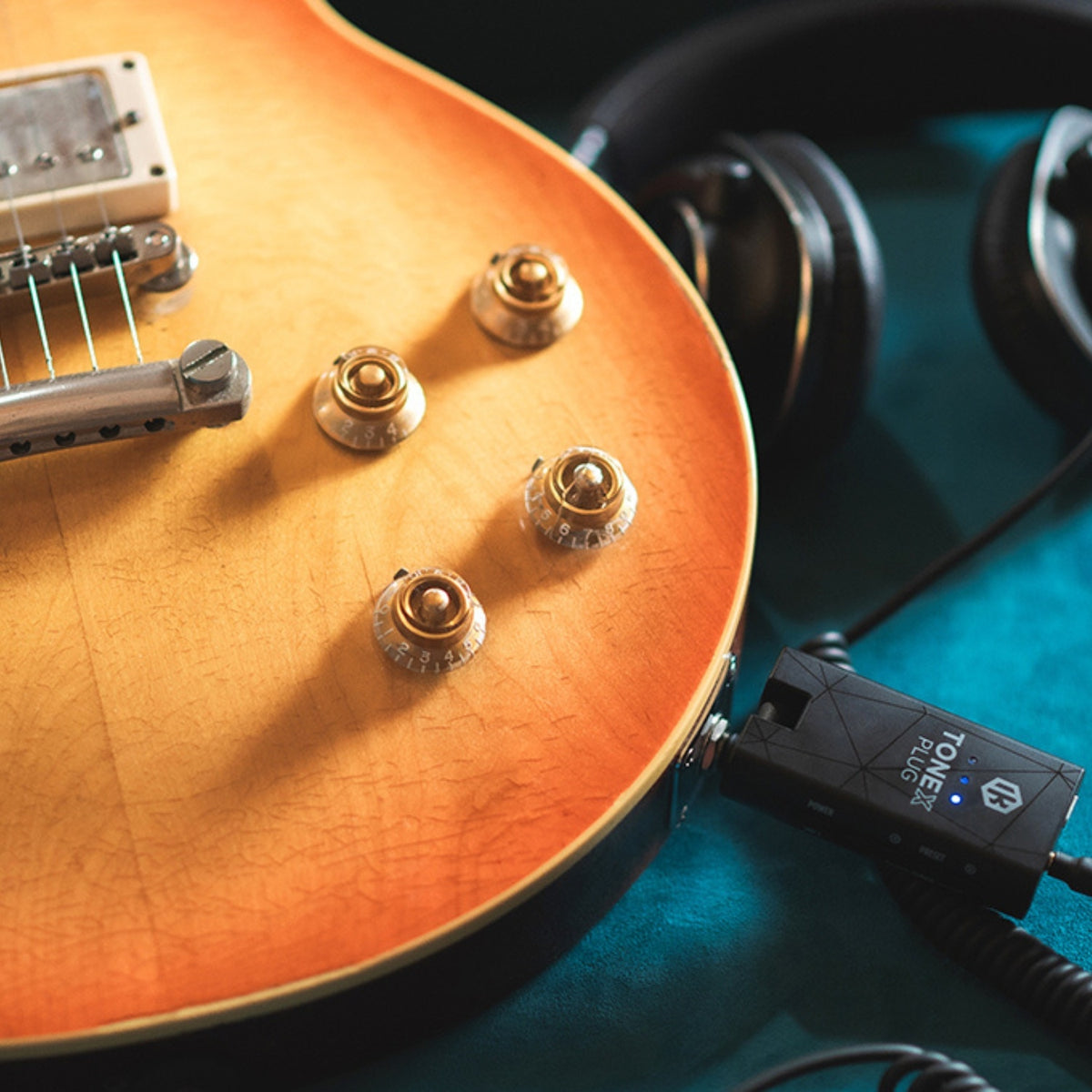 IK Multimedia TONEX Plug Guitar & Bass Headphone Amplifier