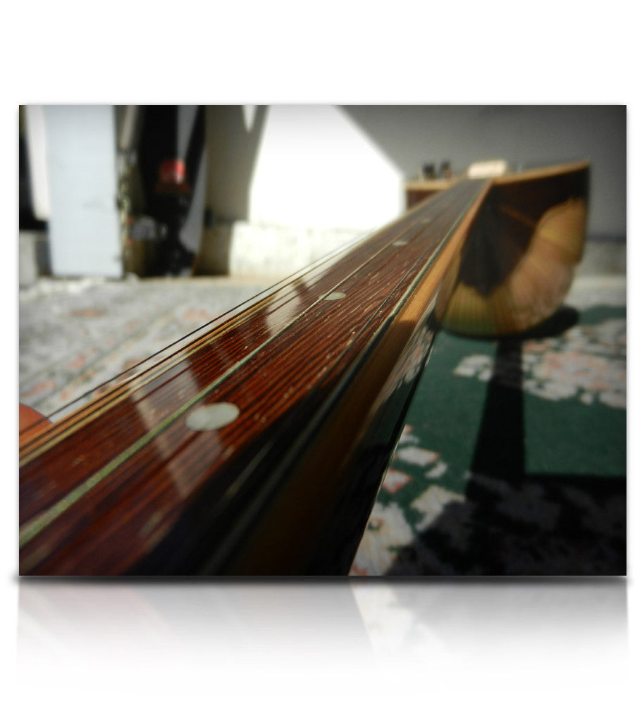 Acoustic Saz