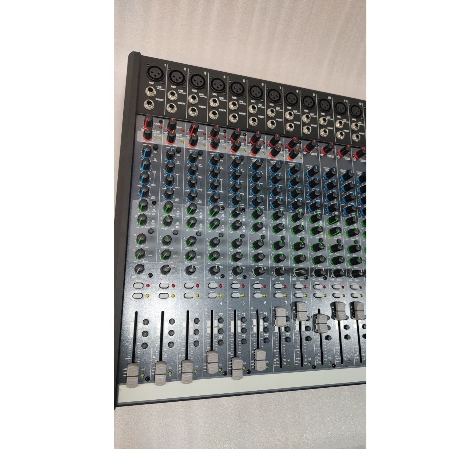 Alto Analog Mixers 202101664943 Alto Live 2404 Professional 24-Channel/4-Bus Mixer - Open Box