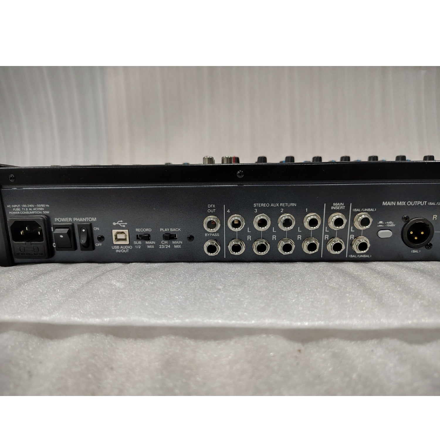 Alto Analog Mixers 202101664943 Alto Live 2404 Professional 24-Channel/4-Bus Mixer - Open Box