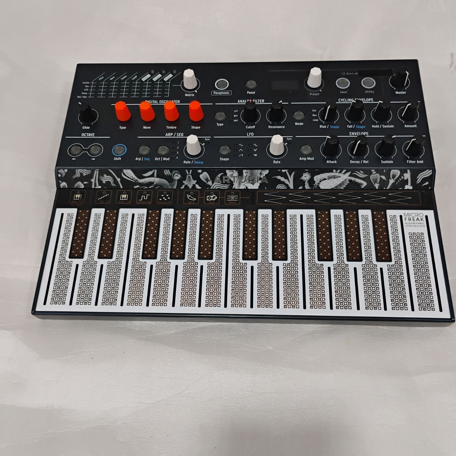 Arturia Synthesizers Arturia MicroFreak 25-Key Experimental Hybrid Synthesizer - Open Box