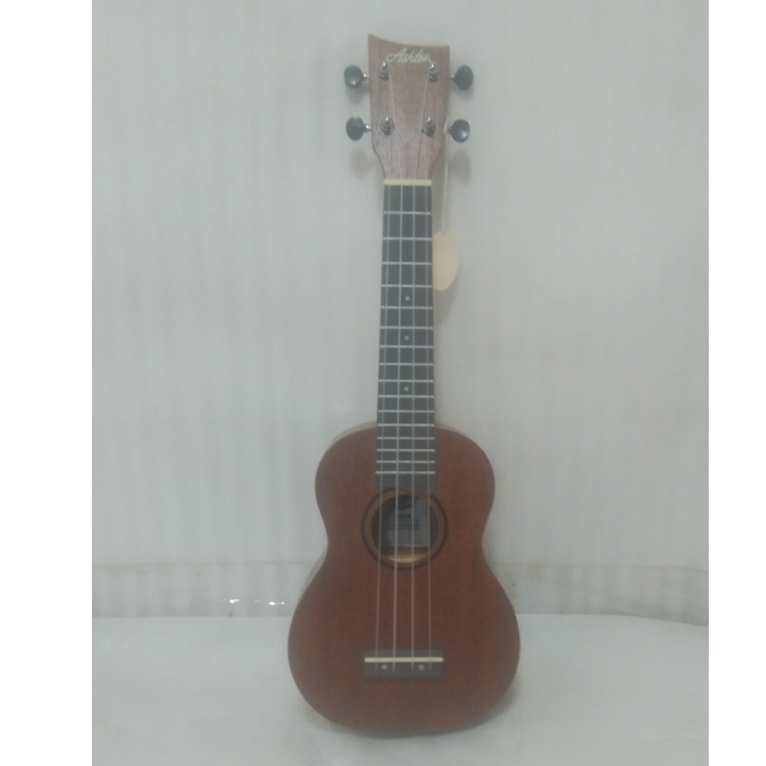 Ashton Soprano Ukuleles Ashton UKE-200 Mahogany Soprano Ukulele with Aquila Strings - Open Box B Stock