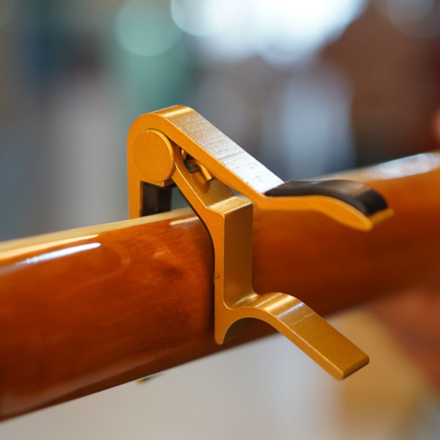 Bajaao Capos Bajaao Metal Capo For Guitar, Ukulele, Mandolin & Banjo #color_yellow