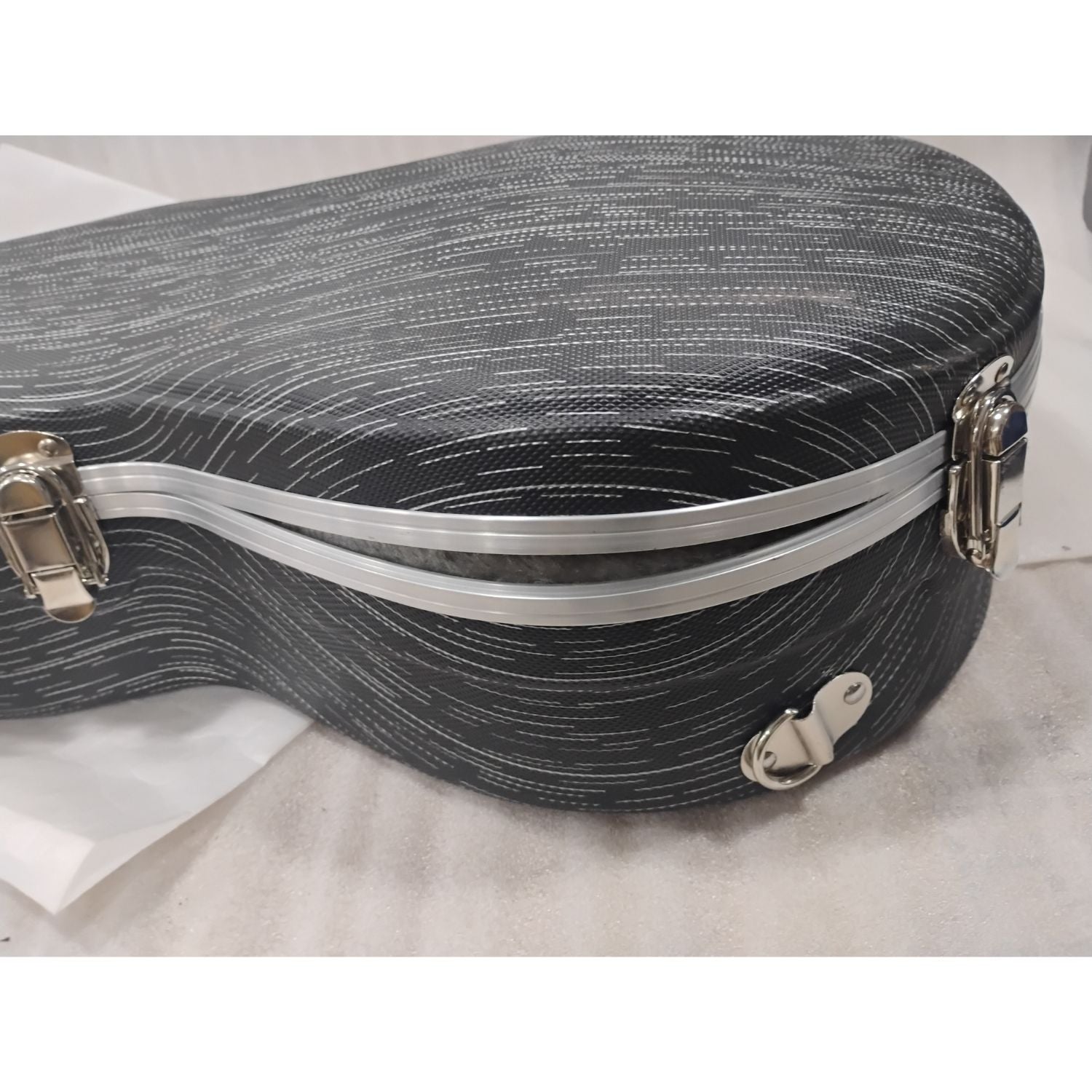 Bajaao Classical Guitar Cases Bajaao Classical Guitar Lightweight ABS Case - Open Box B Stock #barcode_202601030540