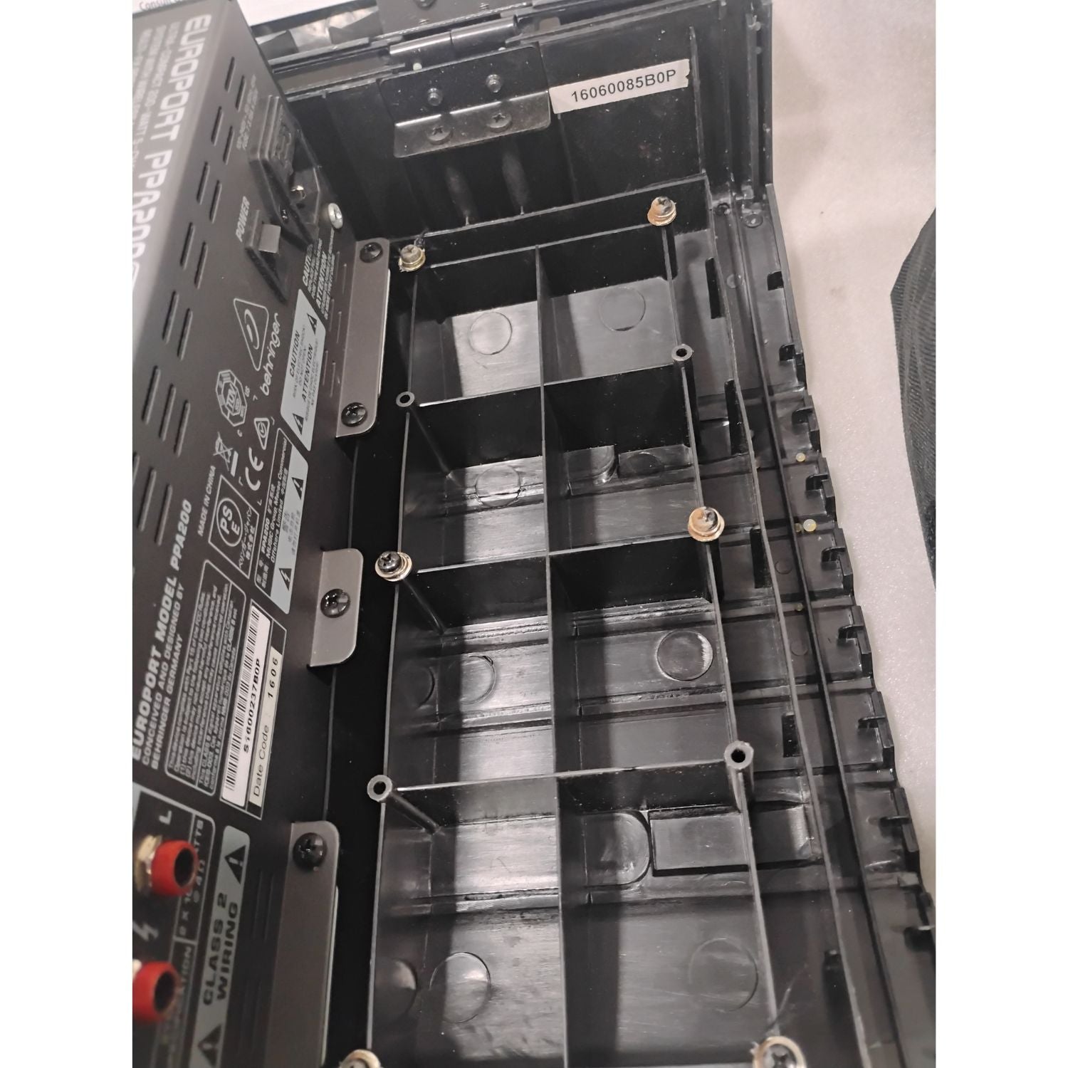 Behringer Active PA Speakers Behringer EUROPORT PPA200BT - Open Box B Stock