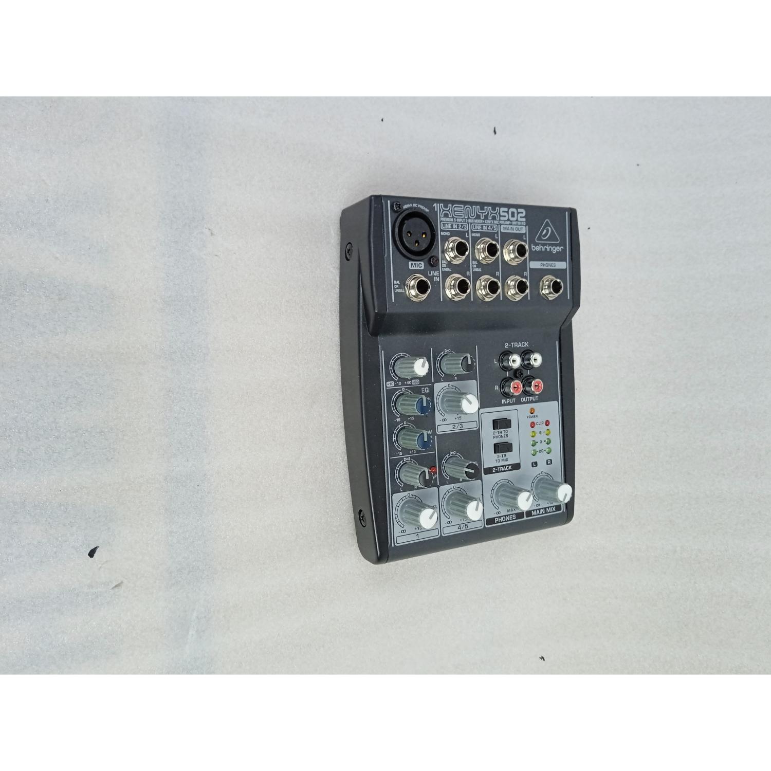 Behringer Audio Interfaces Behringer Podcastudio USB Recording Bundle - Open Box