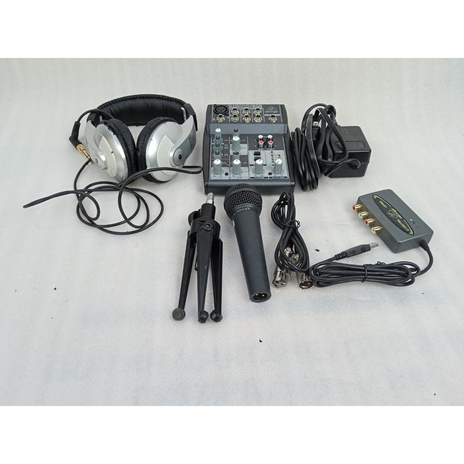 Behringer Audio Interfaces Behringer Podcastudio USB Recording Bundle - Open Box