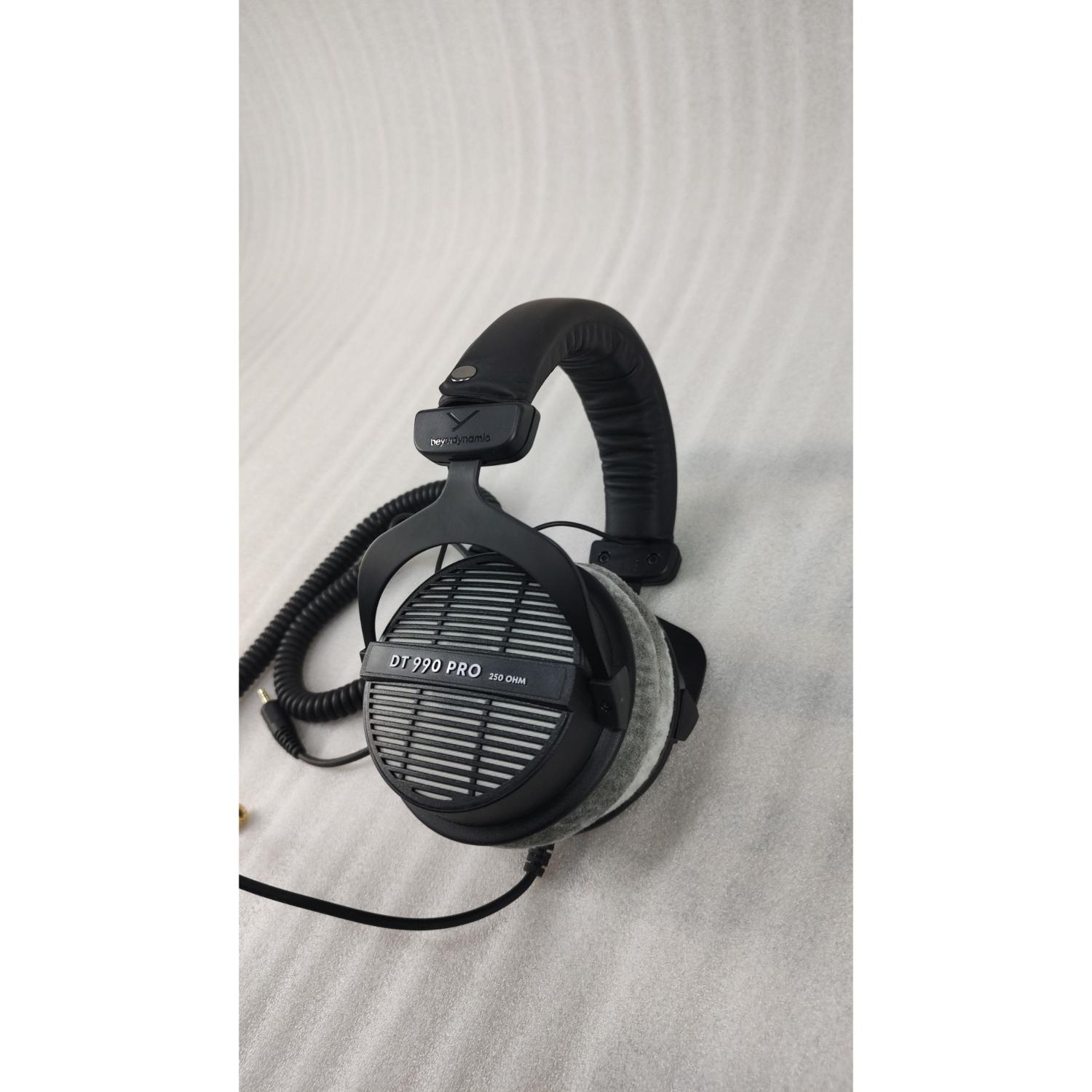 Beyerdynamic Over-ear Wired Headphones Beyerdynamic DT 990 Pro 250 ohms Over Ear Wired Headphone - Black - Open Box