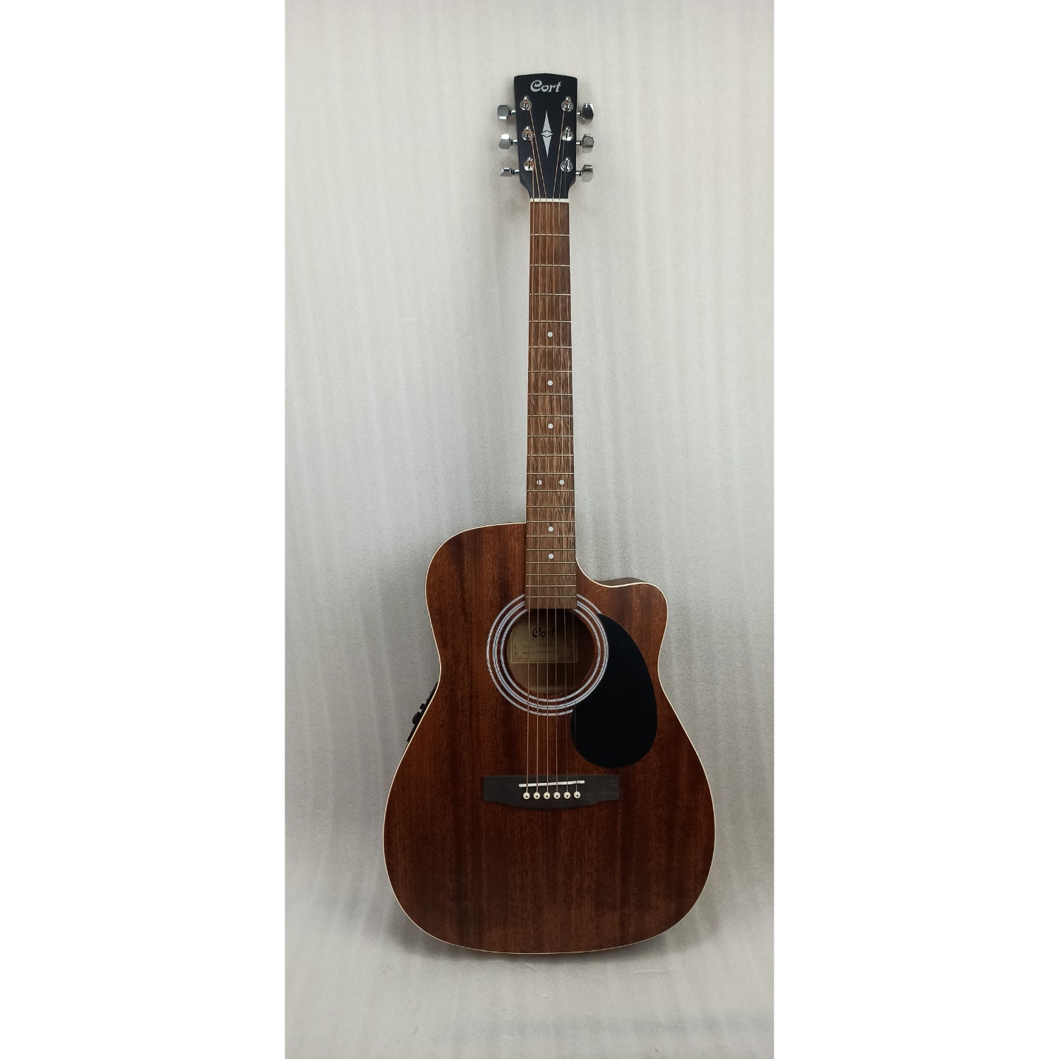 Cort Electro Acoustic Guitars Cort AF500CE Standard Series Cutaway 6 String Electro Acoustic Guitar - Open Box