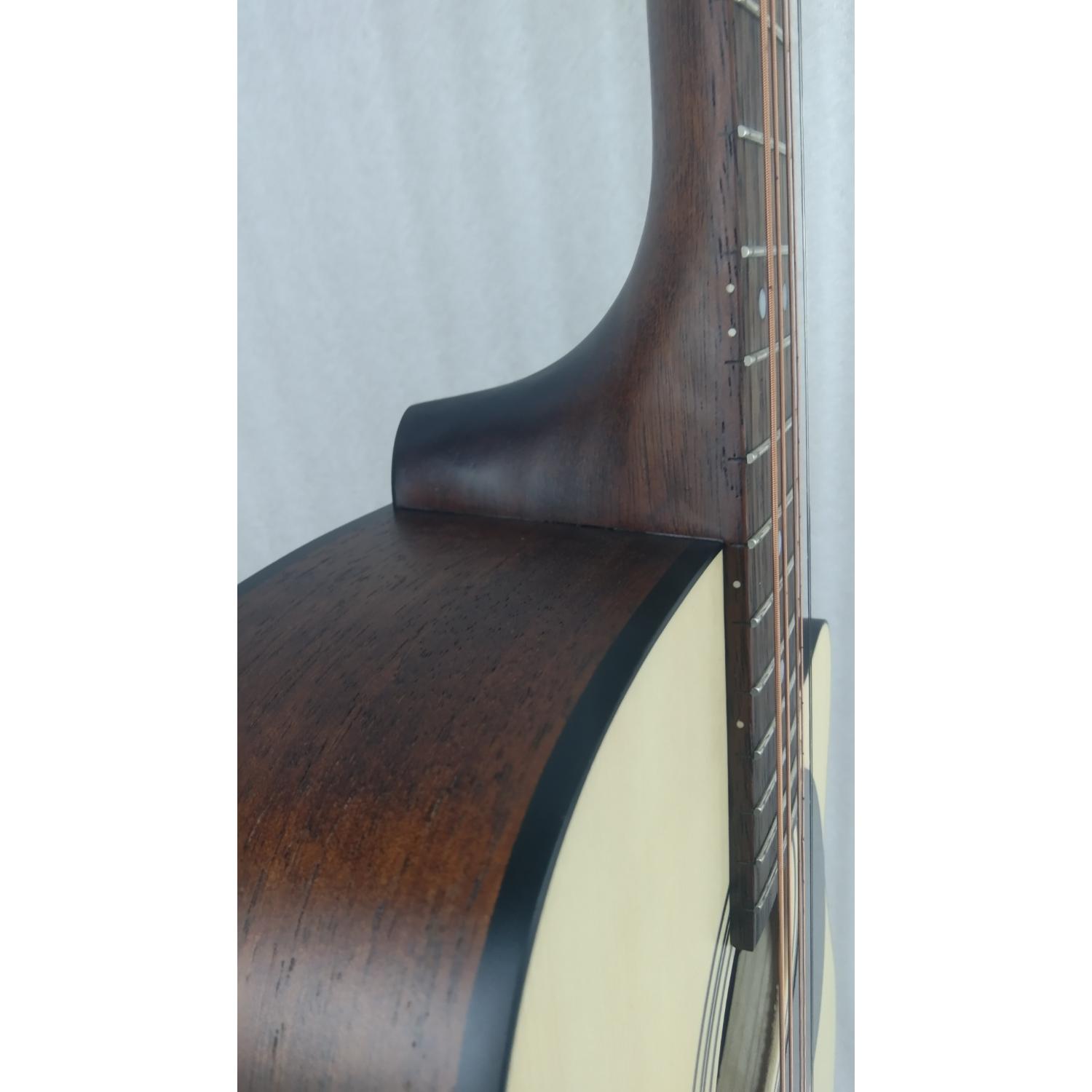 Cort Electro Acoustic Guitars Cort AF515CE 6-String Electro Acoustic Guitar - Open Pore - Open Box