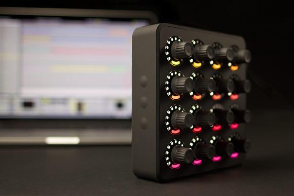 dj techtools dj controller interfaces dj techtools midi fighter twister black