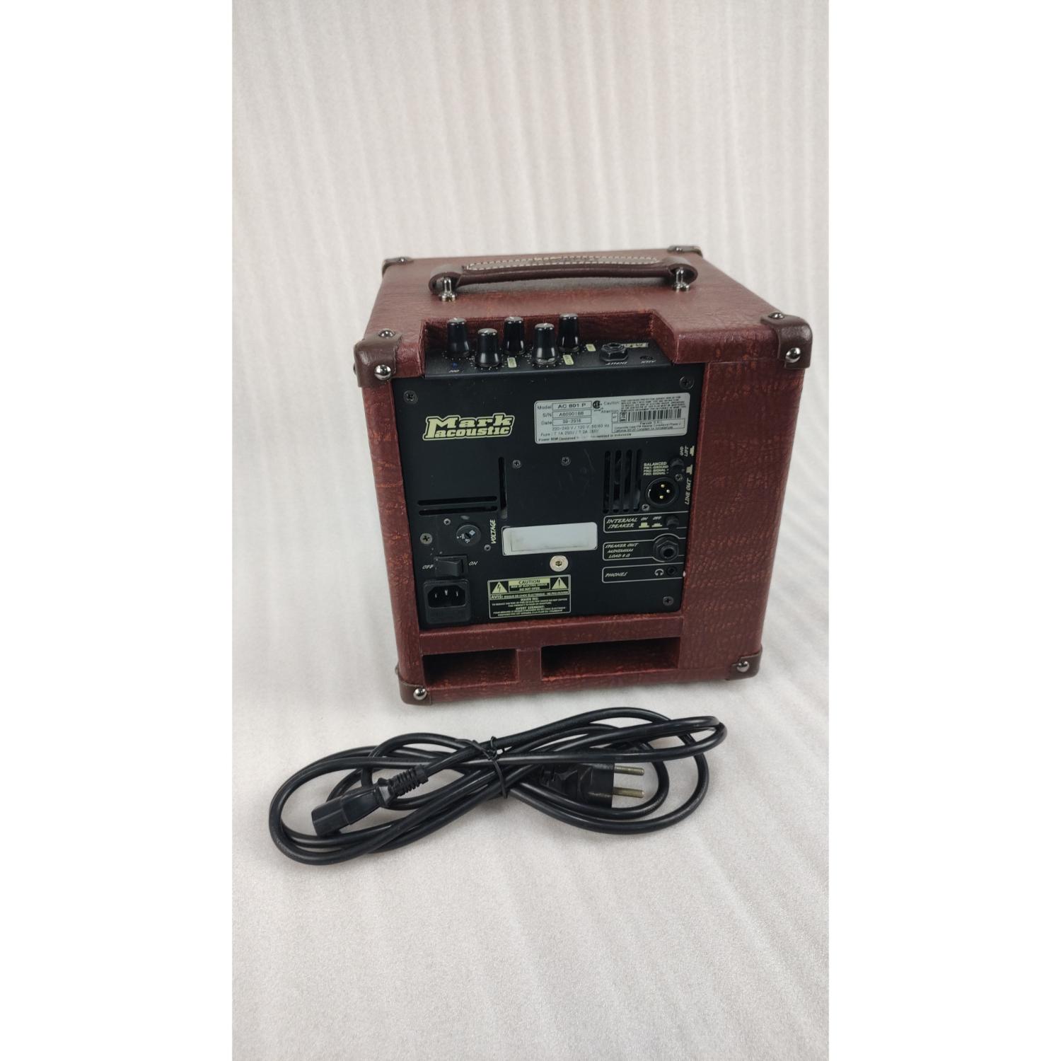 DV Mark Acoustic Guitar Amplifiers DV Mark 801P Acoustic Guitar Amplifier - Open Box