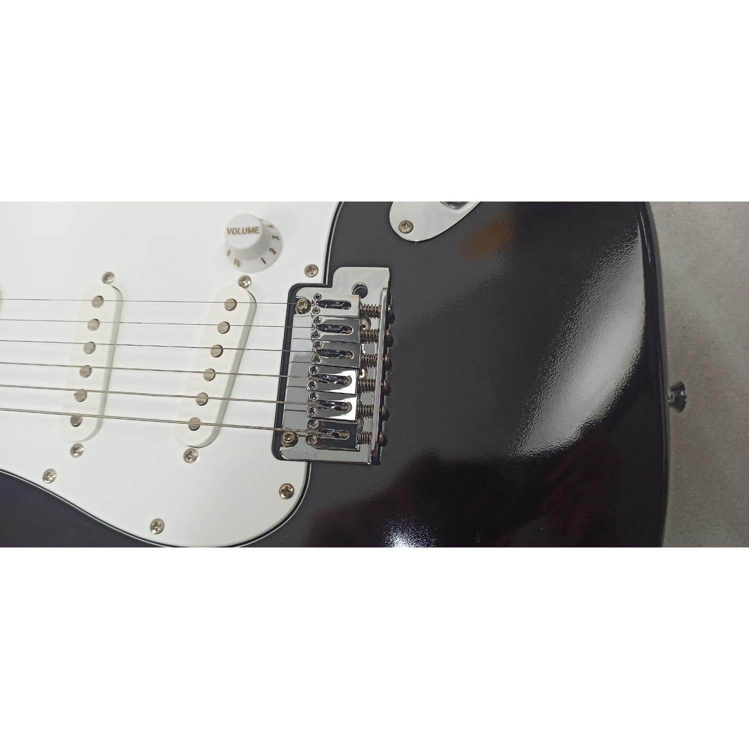 Fender Electric Guitars 2.03E+11 Fender Squier Affinity Series Stratocaster Electric Guitar - Open Box