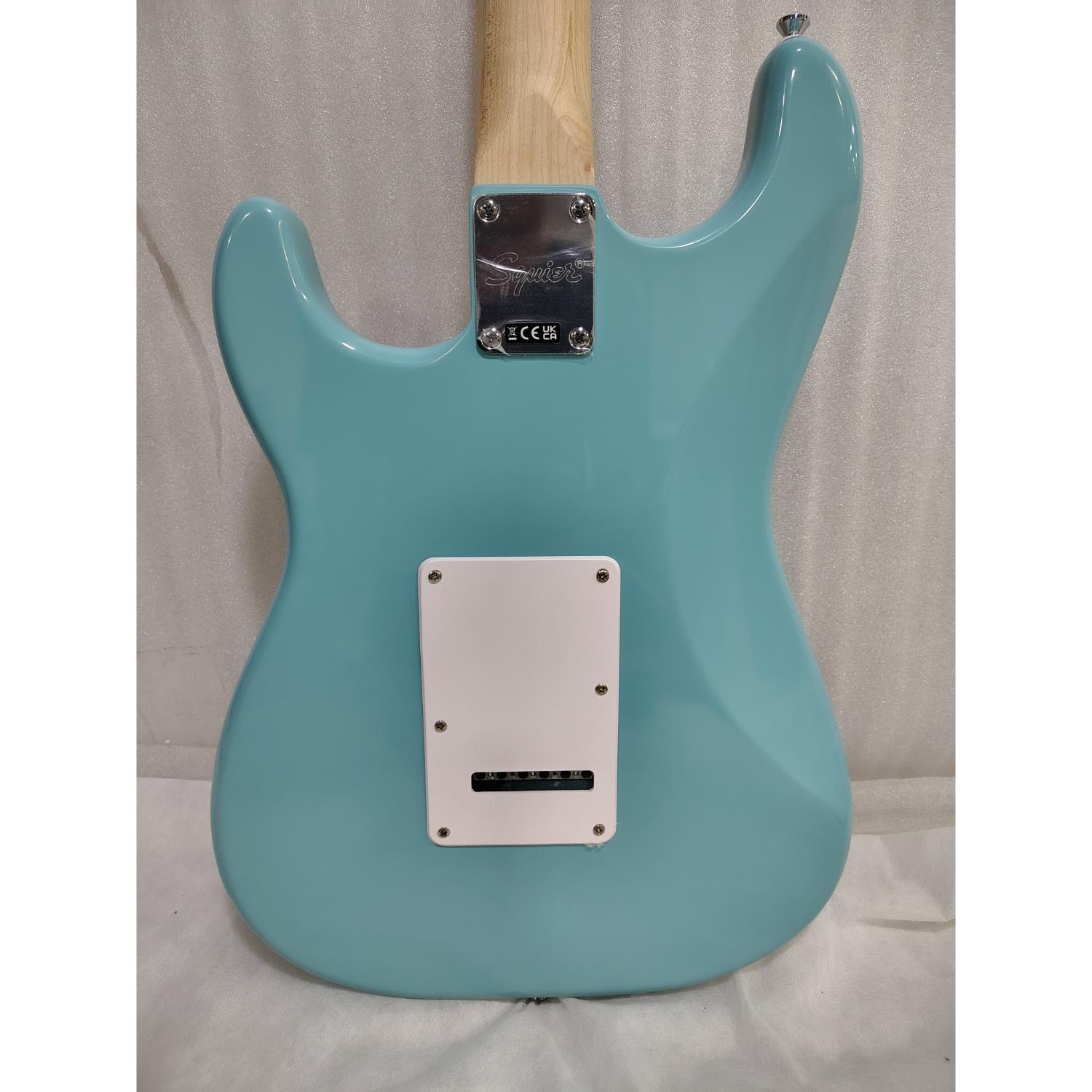 Fender Electric Guitars 2.03E+11 Fender Squier Sonic Stratocaster Electric Guitar - Open Box