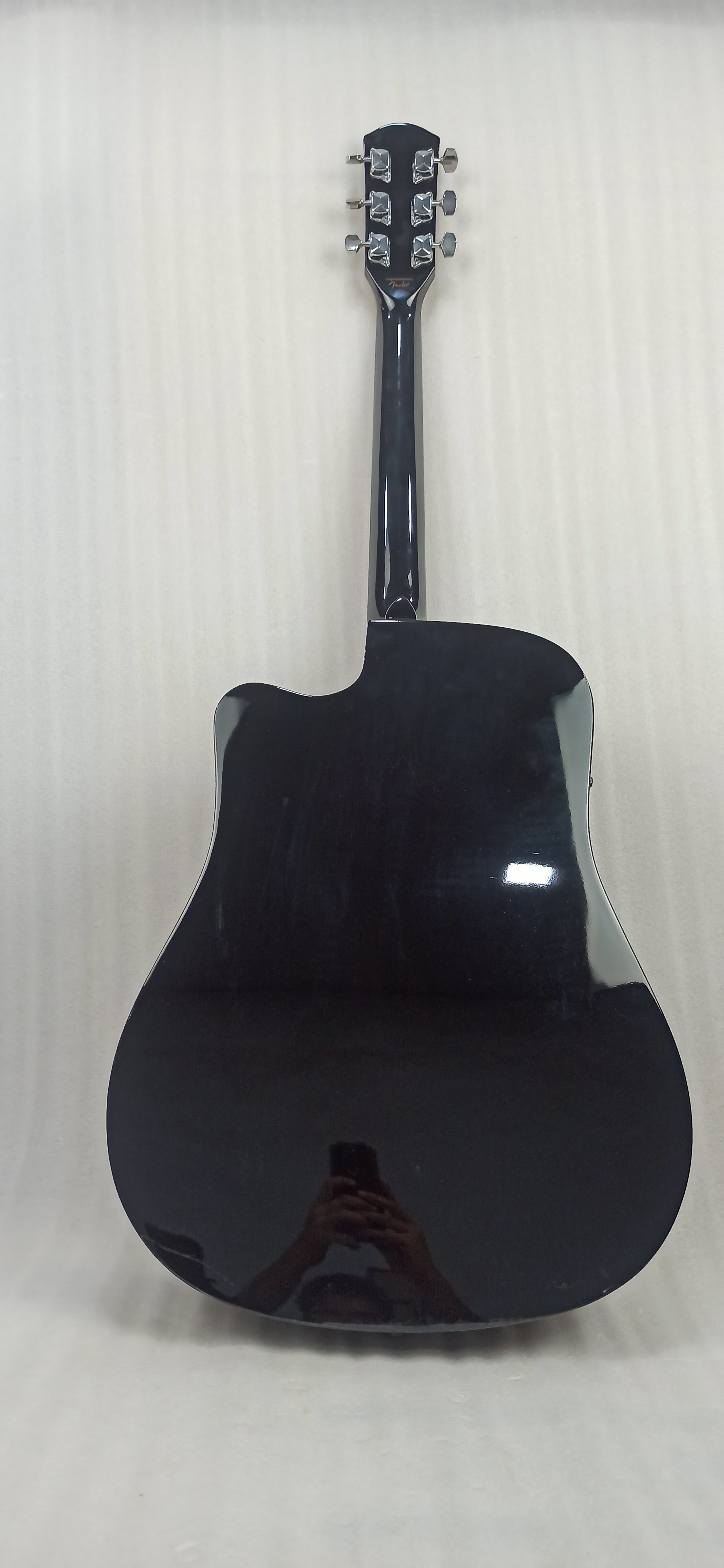 Fender Electro Acoustic Guitars Fender Squier SA-105CE Cutaway Electro Acoustic Guitar - Open Box #barcode_202501087096