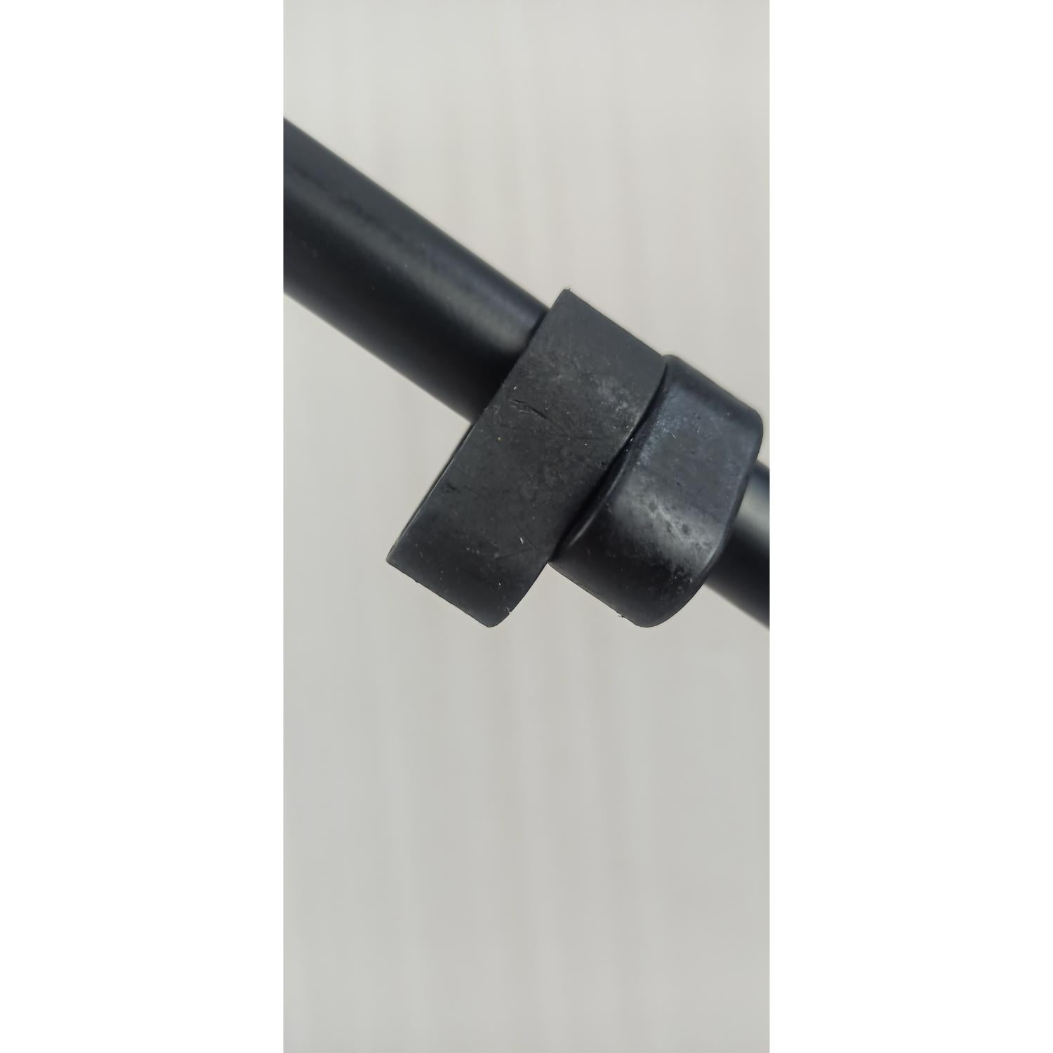 Gator Microphone Stands Gator Frameworks GFW-MIC-2010 Tripod Mic Stand with Standard Twist Clutch and Single Section Boom - Open Box B Stock