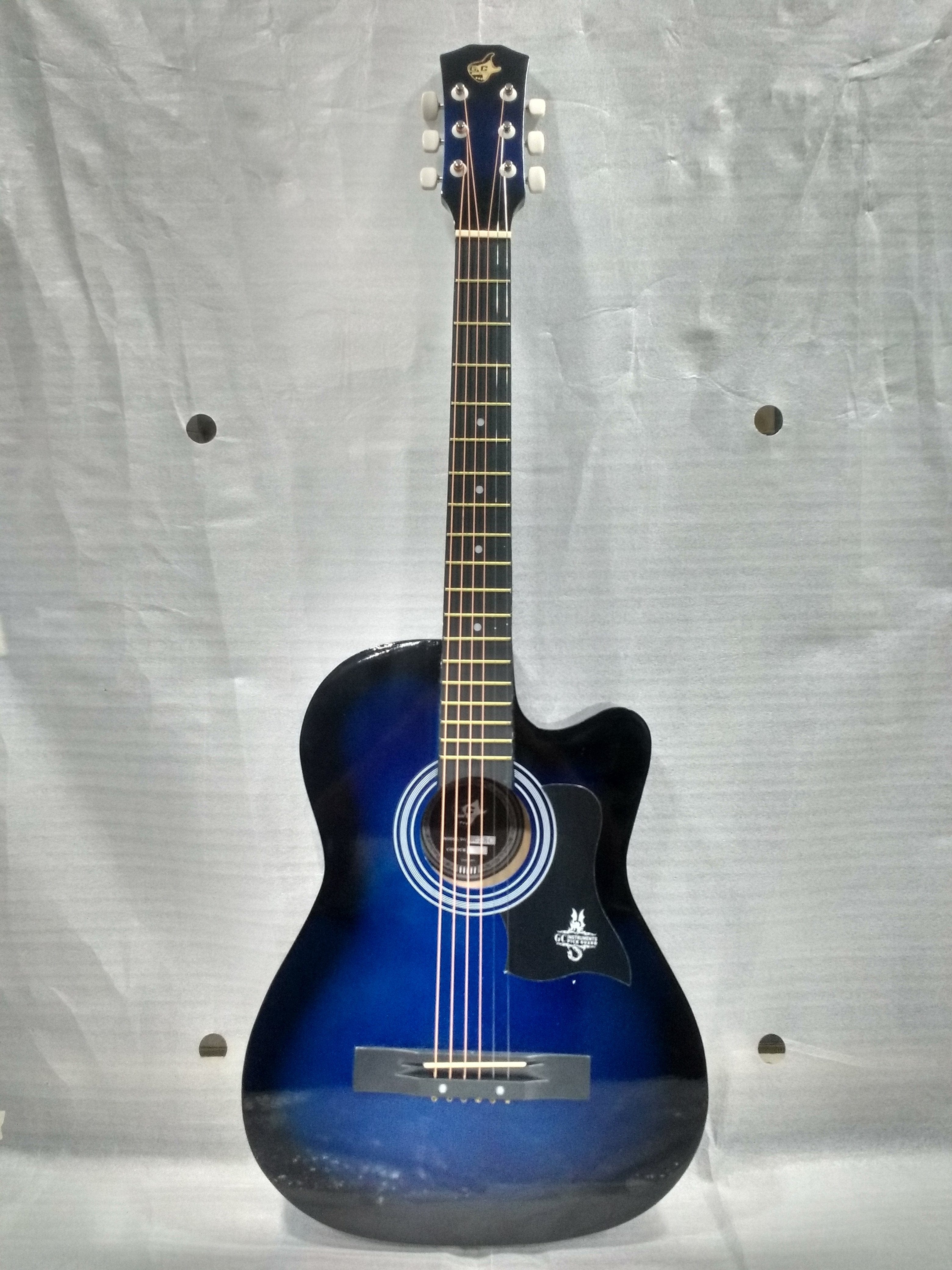 gc acoustic guitars gc 38c acoustic guitar with truss rod and bag - blue burst - open box b stock