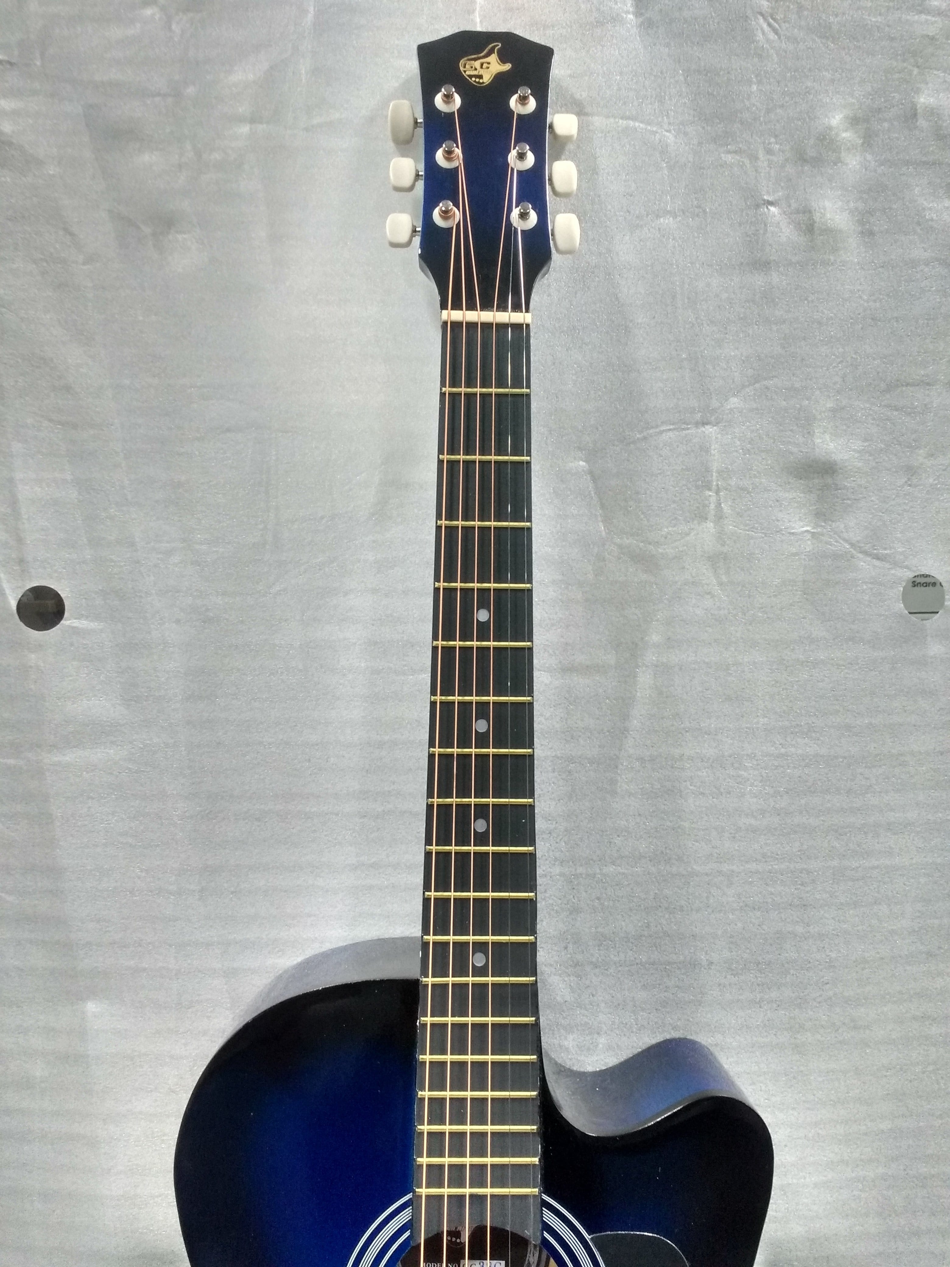 gc acoustic guitars gc 38c acoustic guitar with truss rod and bag - blue burst - open box b stock