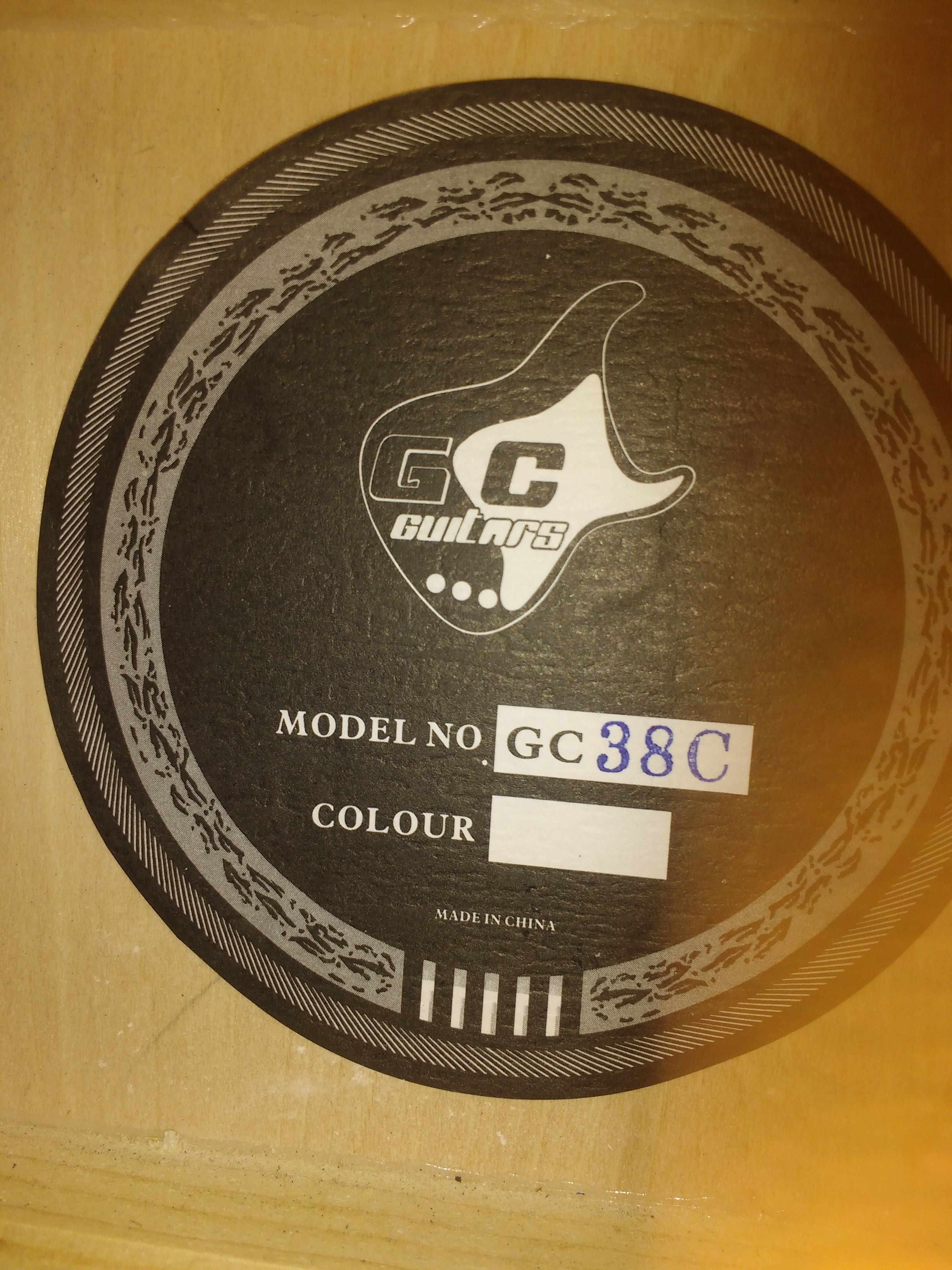gc acoustic guitars gc 38c acoustic guitar with truss rod and bag - blue burst - open box b stock