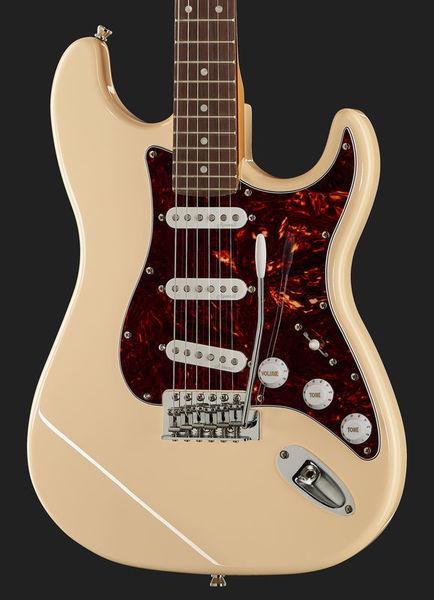harley benton electric guitars harley benton st-62 vw vintage bundle 1