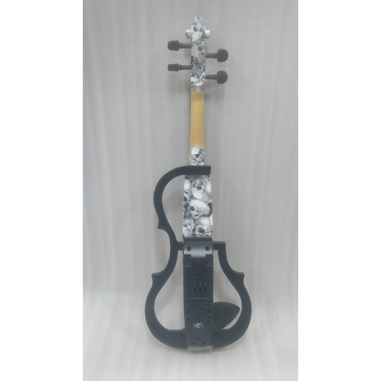 Harley Benton Violins Harley Benton HBV 990SKL 4/4 Electric Violin- Open Box B Stock