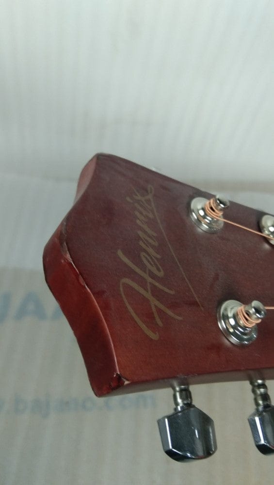 henrix acoustic guitars henrix 40c 40-inch cutaway acoustic guitar with dual action truss rod, gigbag, picks, string set, strap, cloth & ebook - open box b stock #barcode_