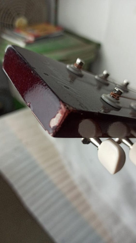 henrix acoustic guitars henrix 40c 40-inch cutaway acoustic guitar with dual action truss rod, gigbag, picks, string set, strap, cloth & ebook - open box b stock #barcode_