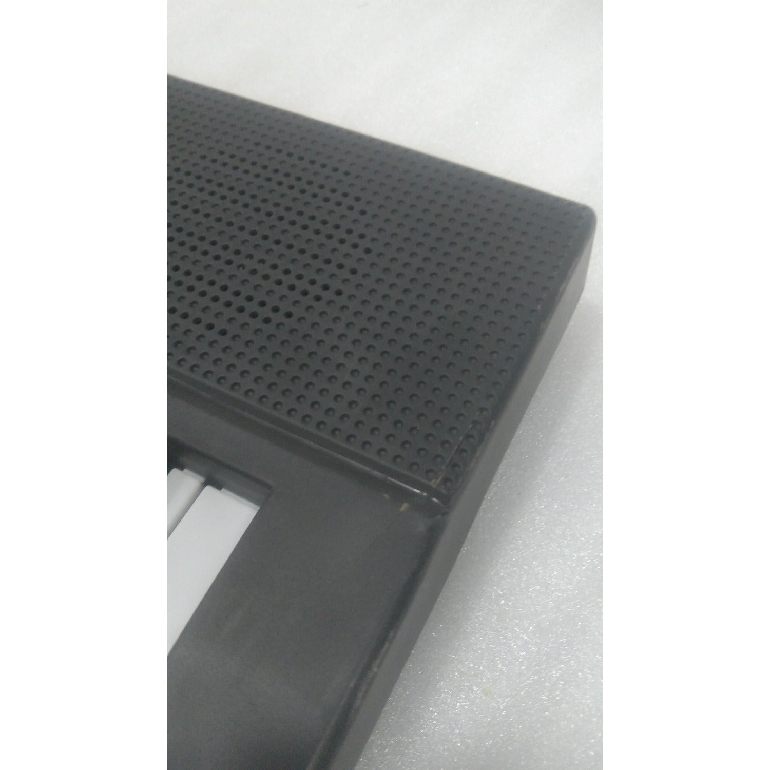 Henrix Portable Keyboards Henrix KB-61 Portable 61 Mini Key Keyboard with Microphone - Open Box B Stock