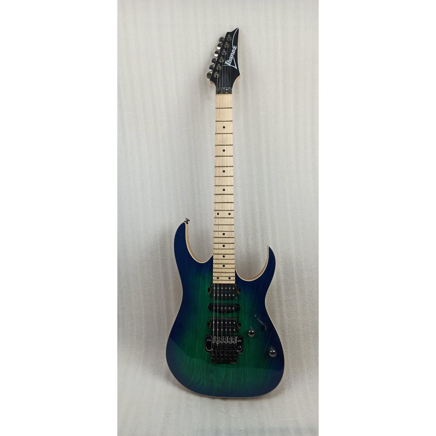 Ibanez Electric Guitars Ibanez RG470AHM RG 6 String Electric Guitar - Open Box