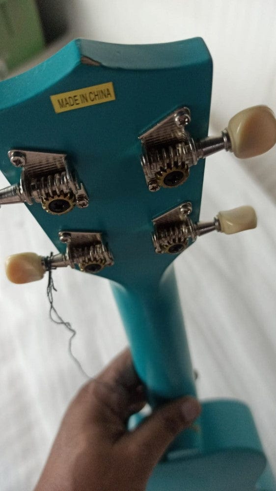 kala soprano ukuleles kala mk-ss makala soprano ukulele-vintage satin finish- blue - open box b stock
