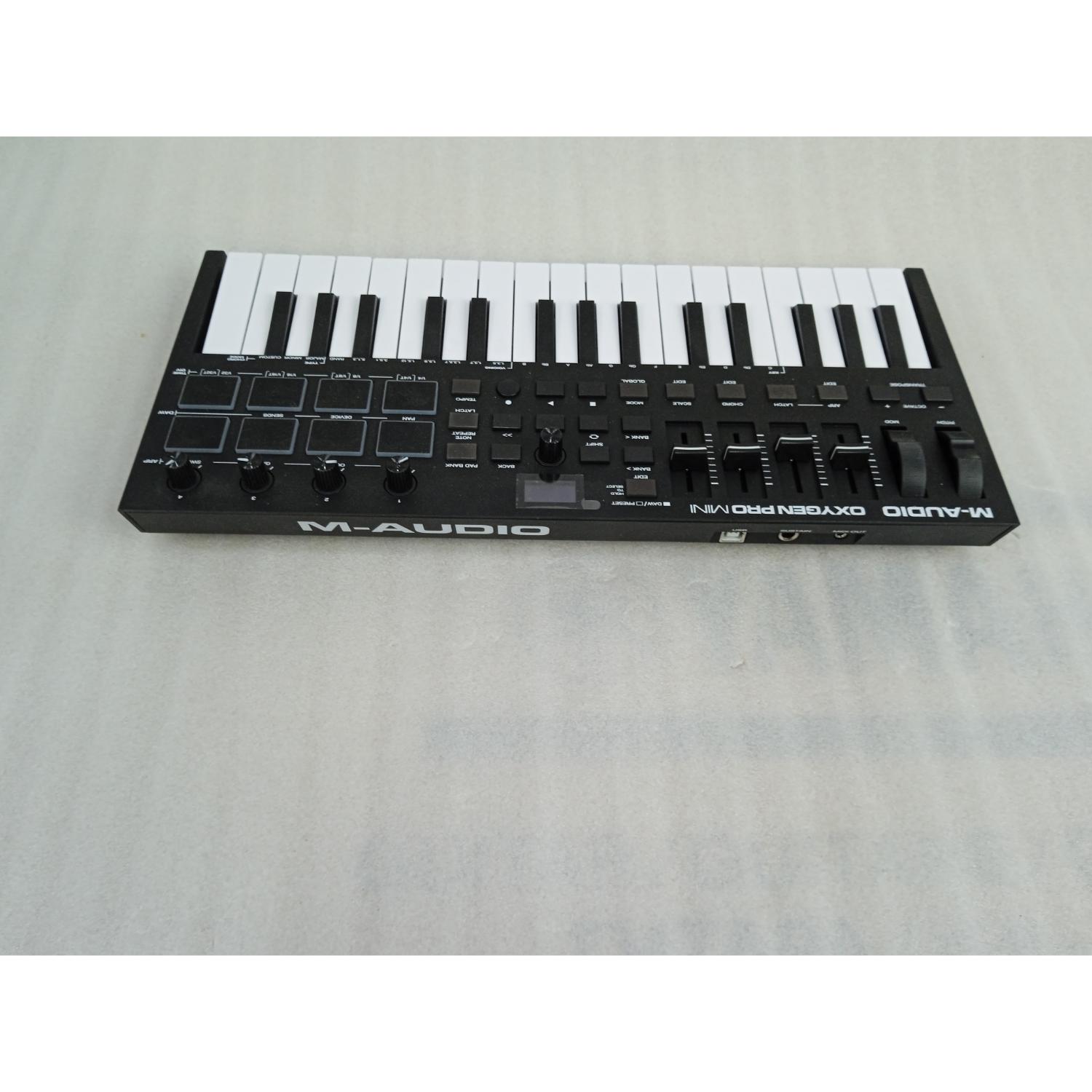 M-Audio Midi Keyboards 2.02501E+11 M-Audio Oxygen Pro USB Powered MIDI Controller With Smart Controls & Auto Mapping - Open Box B Stock