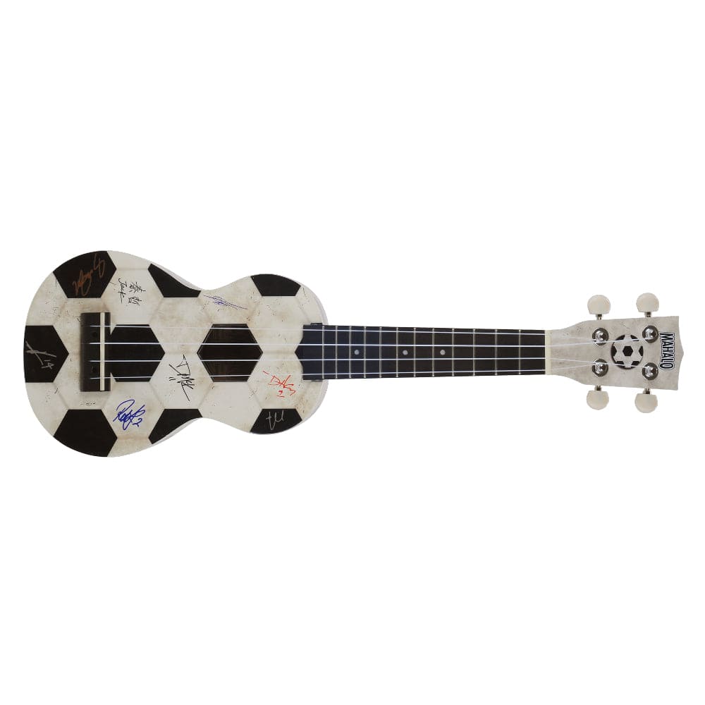mahalo soprano ukuleles mahalo art ii series soprano ukulele with bag