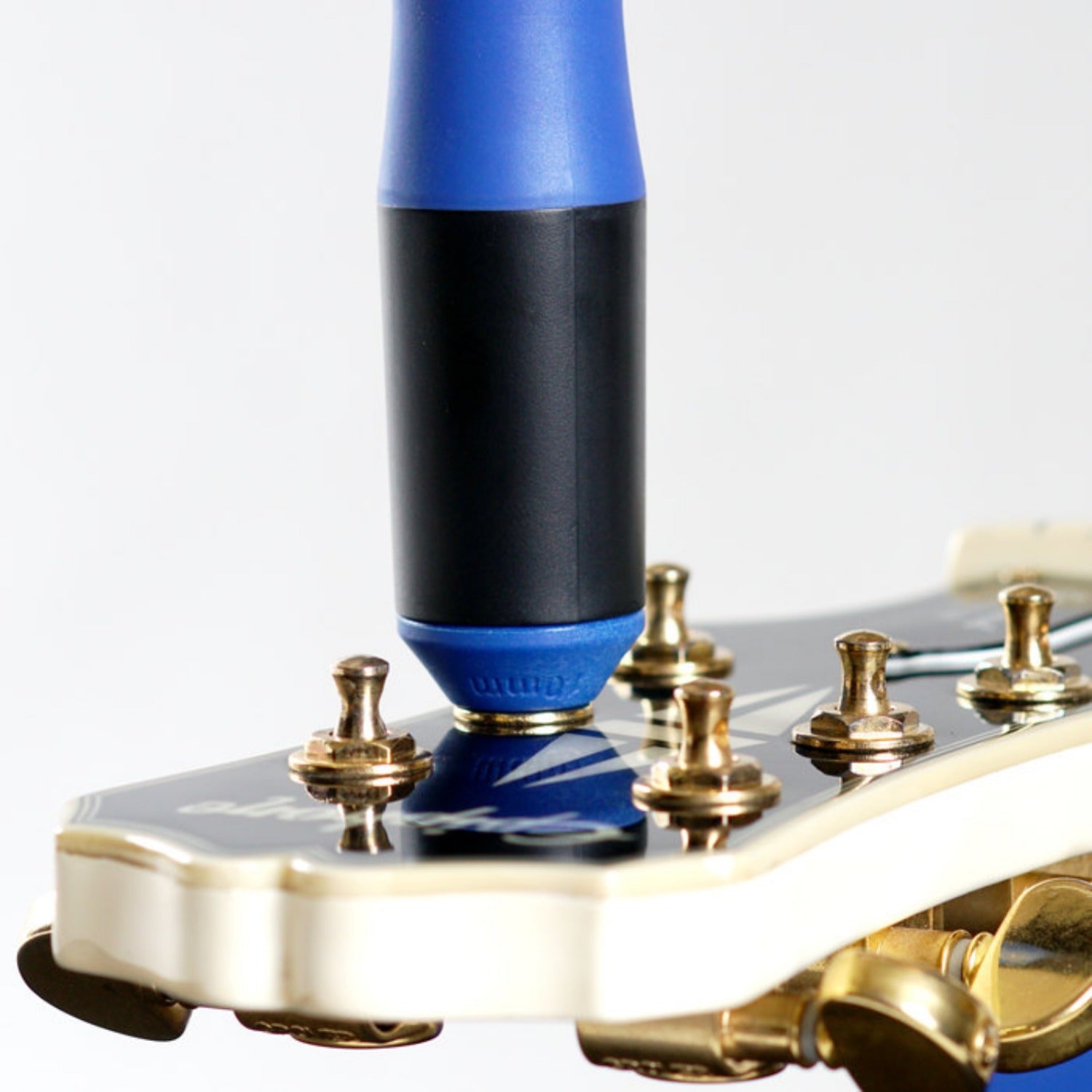 Music Nomad Guitar Accessories Black & Blue Music Nomad MN221 GRIP Rubber Lined Dual Bearing Peg Winder #colour_black-&-blue