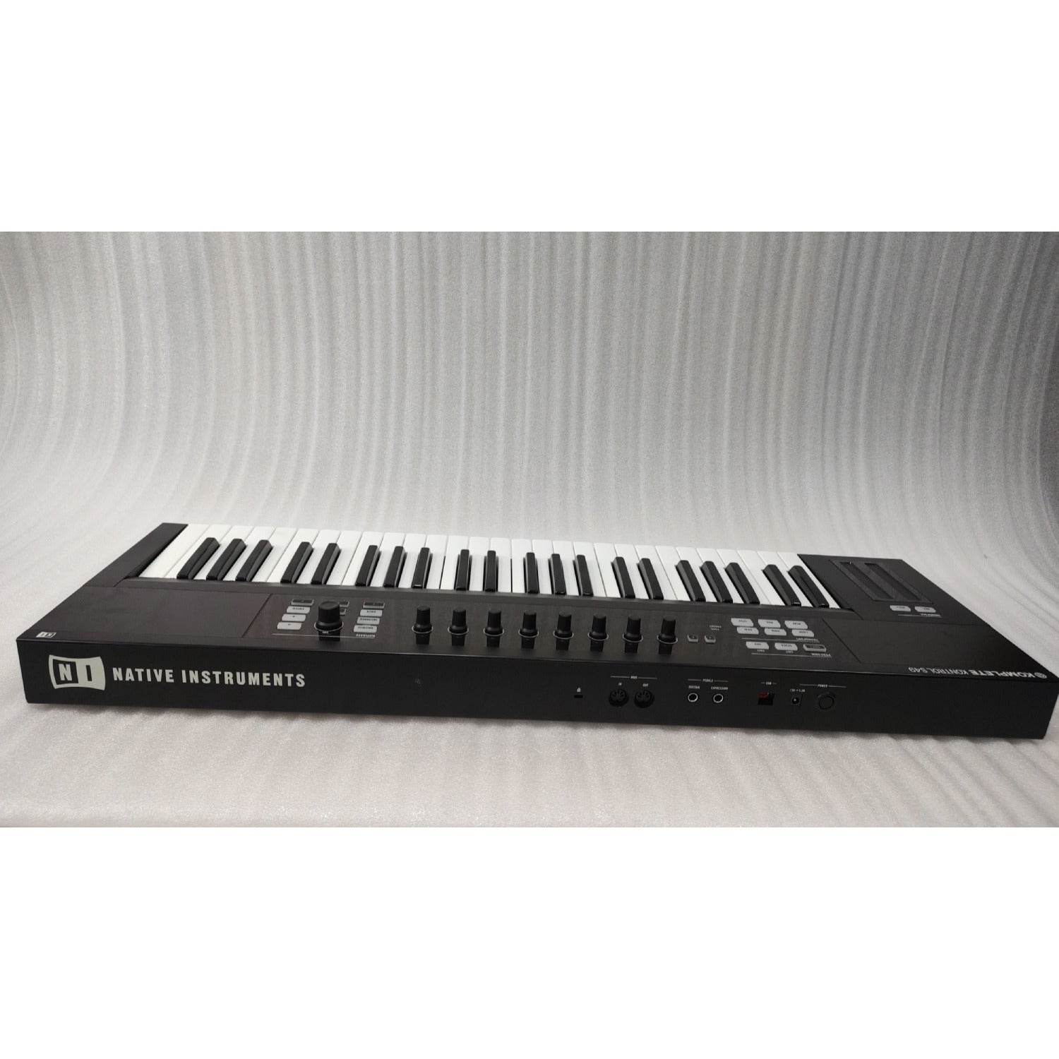 Native Instruments Midi Keyboards Native Instruments Komplete Kontrol S49 MK1 Midi Keyboard with Free Upgrade To Komplete 12 Select - Open Box