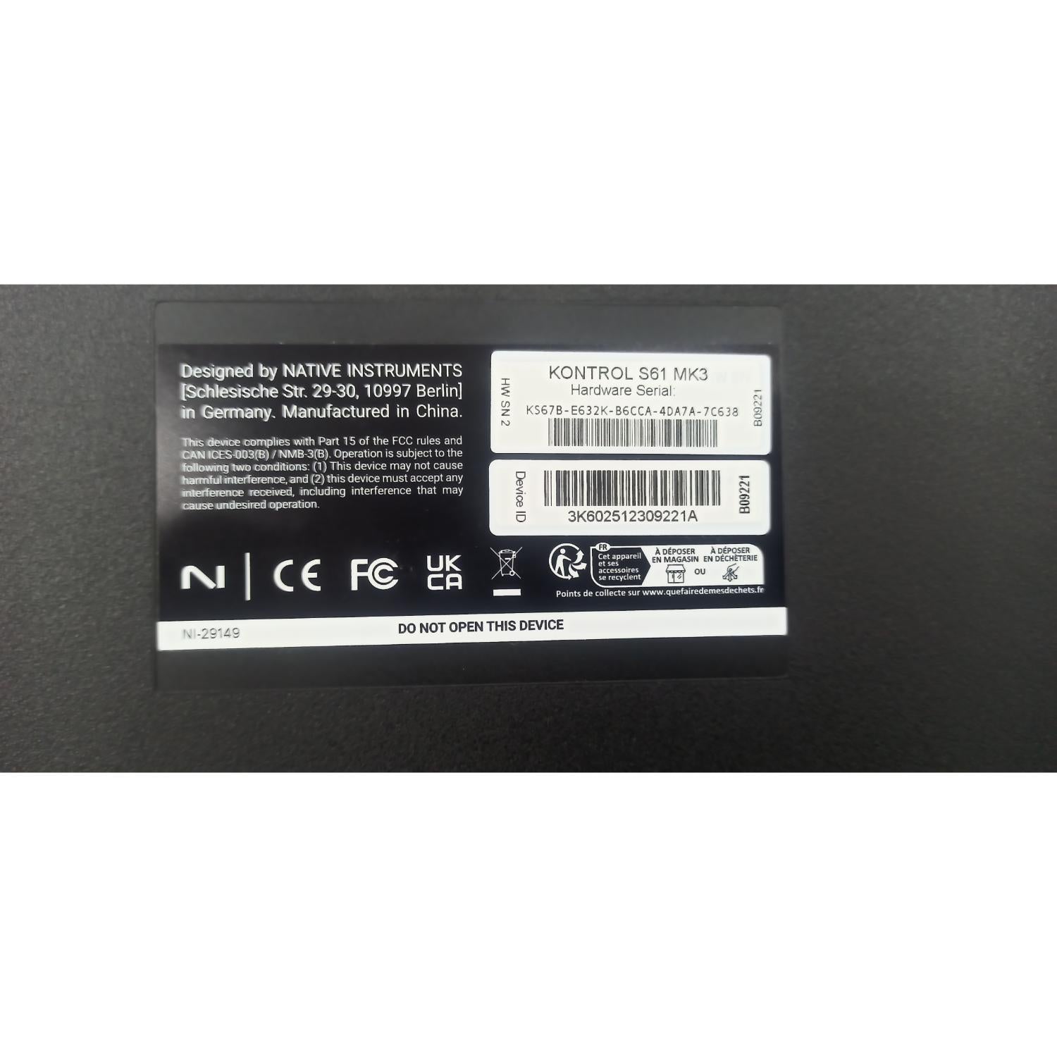 Native Instruments Midi Keyboards Native Instruments Komplete Kontrol S61 MK3 Midi Keyboard - Open Box