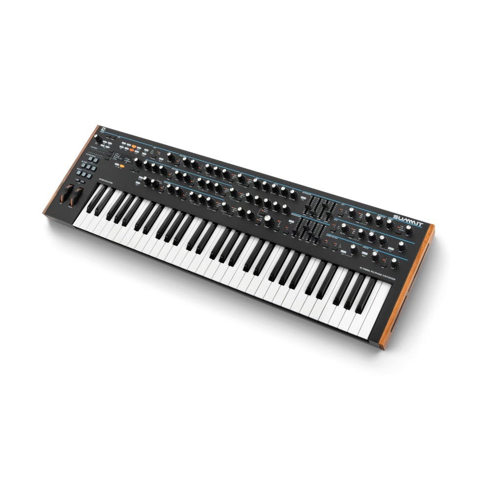 novation synthesizers novation summit flagship two part 16 voice 61 key polyphonic synthesiser