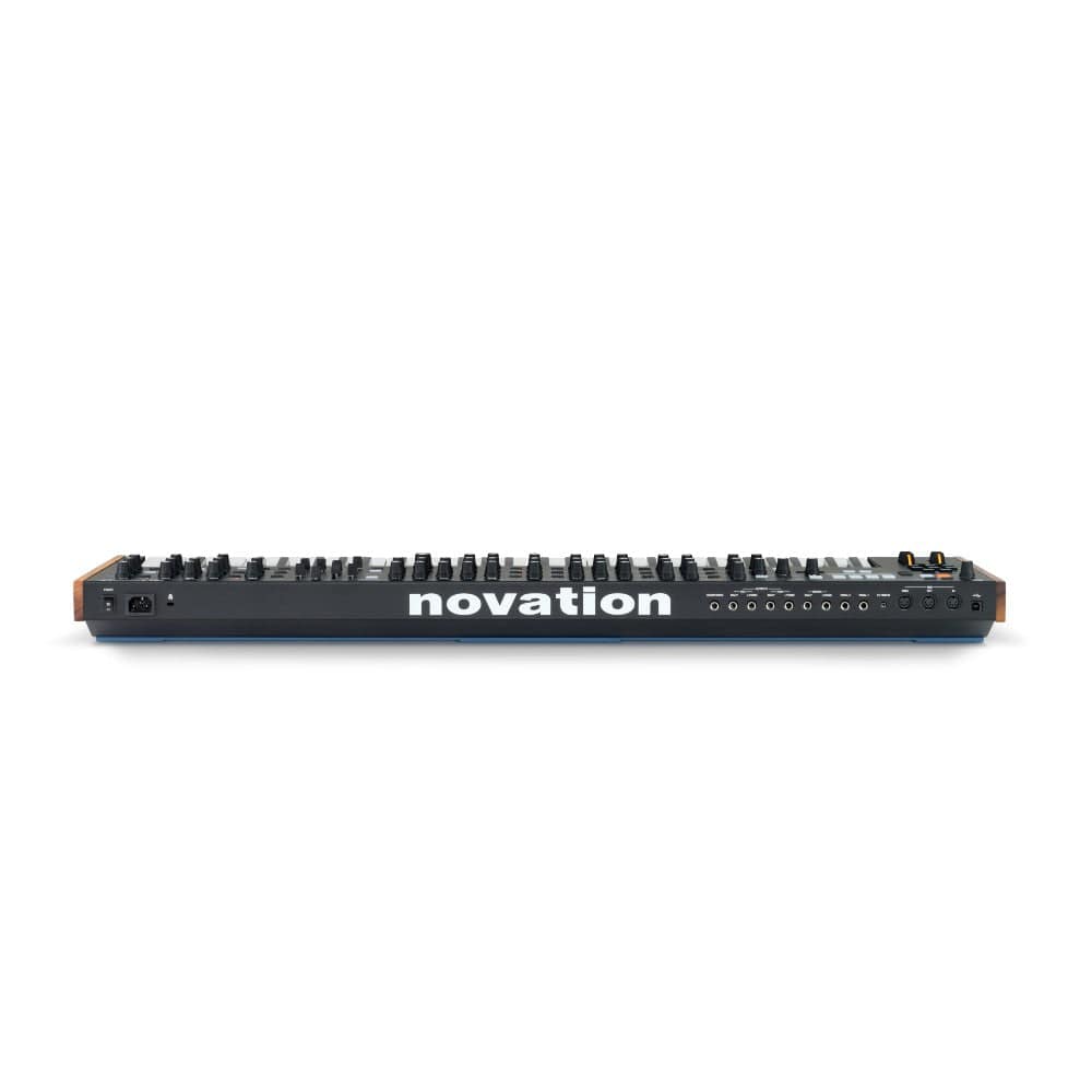 novation synthesizers novation summit flagship two part 16 voice 61 key polyphonic synthesiser