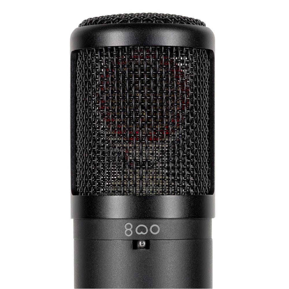se electronics condenser microphones se electronics se2300 studio condenser microphone with switchable polar patterns and isolation pack