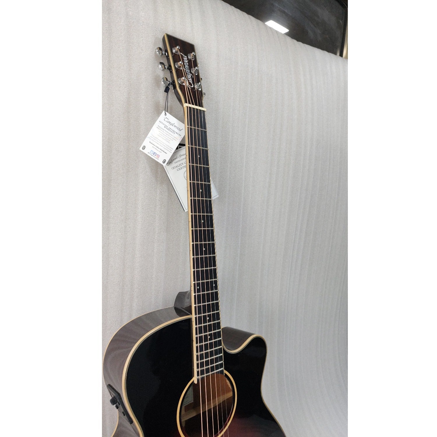Tanglewood Electro Acoustic Guitars Tanglewood TW4AVB Winterleaf Super Folk C'way with EQ Electro Acoustic Guitar - Open Box