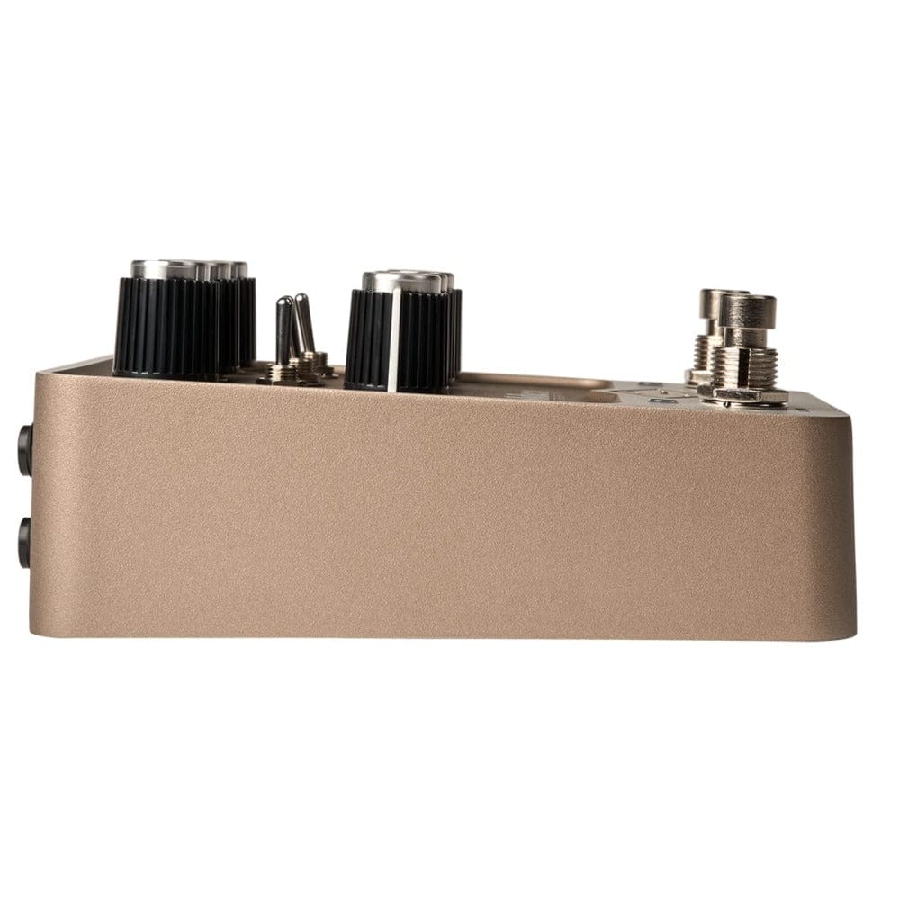 universal audio effect pedals universal audio golden reverberator effect pedal