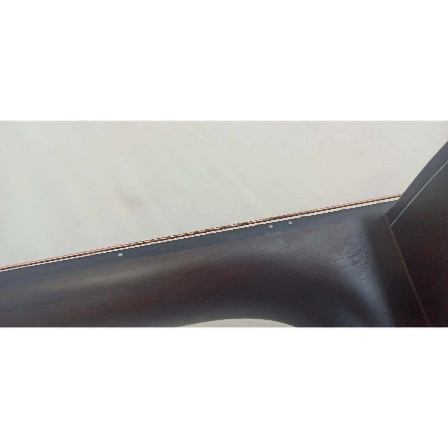 Vault Acoustic Guitars Vault EA40 41 inch Premium Solid Spruce-Top Cutaway Acoustic Guitar - Open Box B Stock