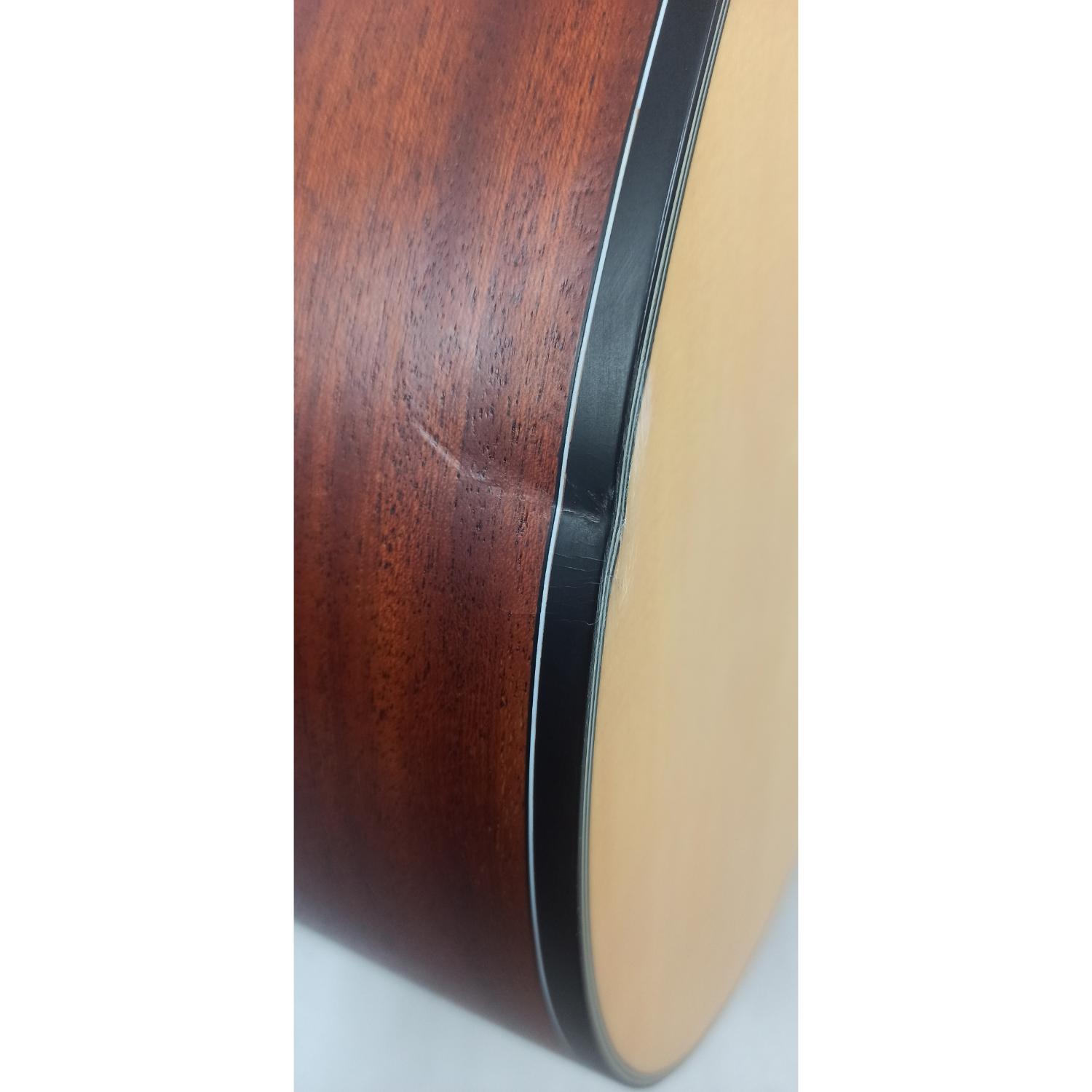 Vault Acoustic Guitars Vault EA40 41 inch Premium Solid Spruce-Top Cutaway Acoustic Guitar - Open Box B Stock
