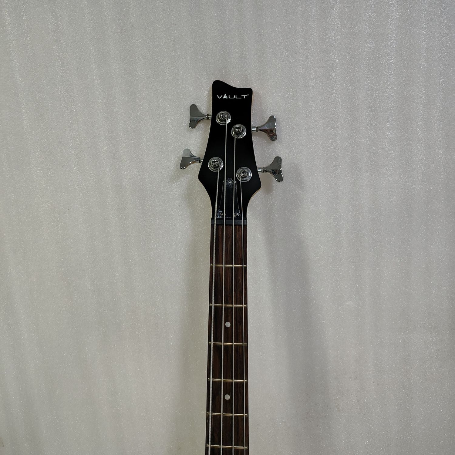 Vault Bass Guitars 202401029965 Vault Performer Pro RB4 Four String Electric Bass Guitar with Gigbag - High Gloss Solid Mahogany - Open Box