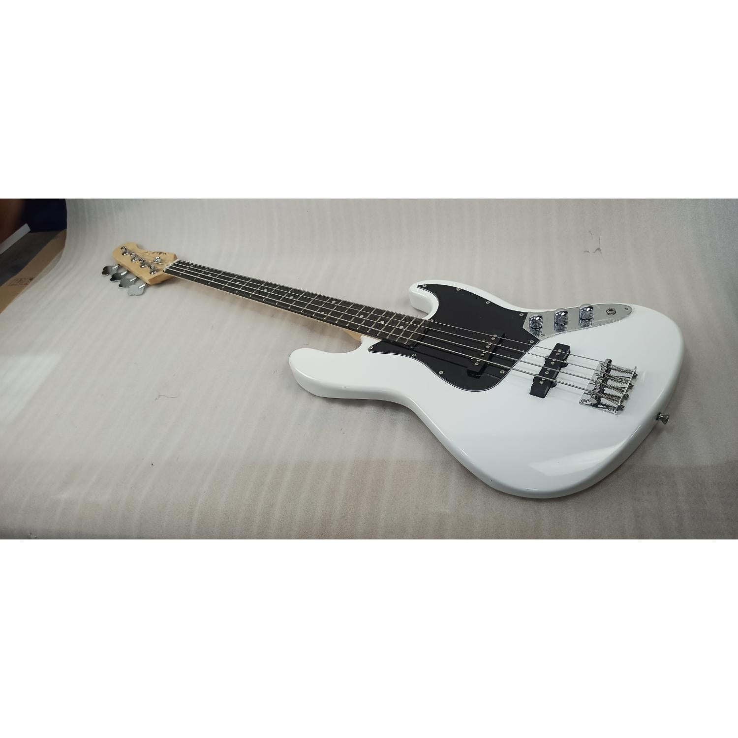 Vault Bass Guitars Vault JB4 Jazz Bass 4-String Bass Guitar - Open Box