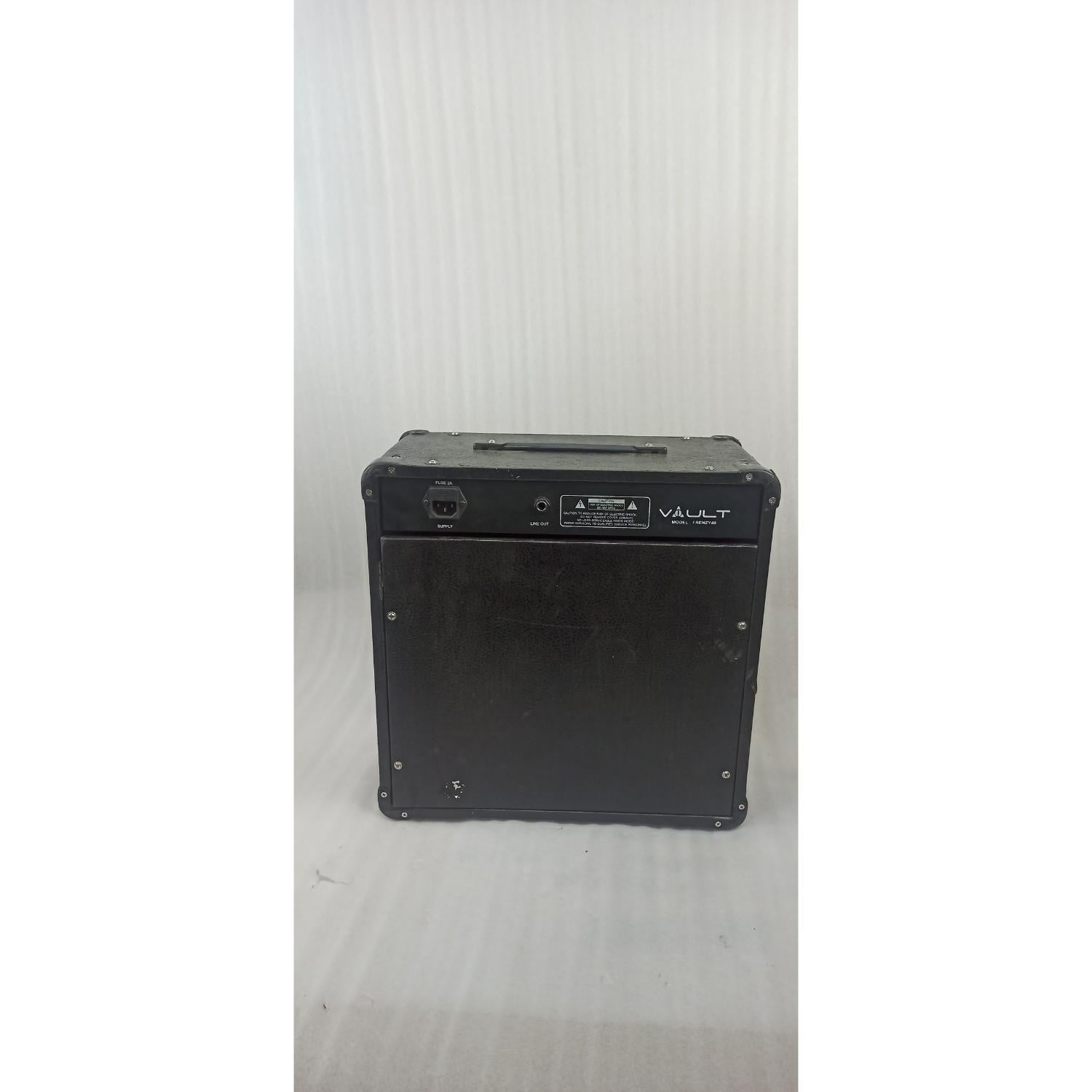 Vault Combo Guitar Amplifiers 2.03E+11 Vault Frenzy 40 Watt Combo Guitar Amplifier with Analog Distortion, Reverb & Delay All Playable Together - Open Box B Stock