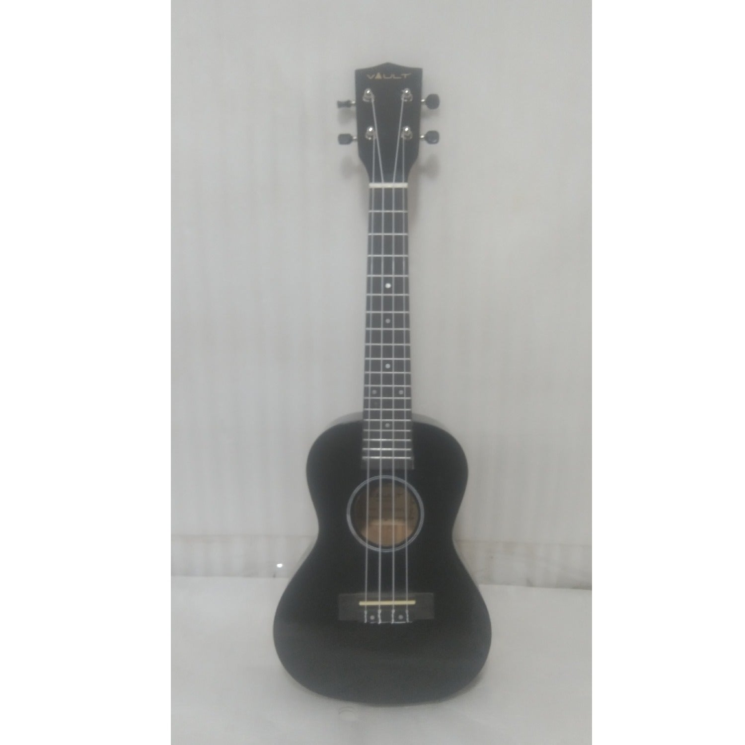 Vault Concert Ukuleles Vault UK-003 Concert Colourful Ukulele 23 inch With Gig Bag - Open Box B Stock